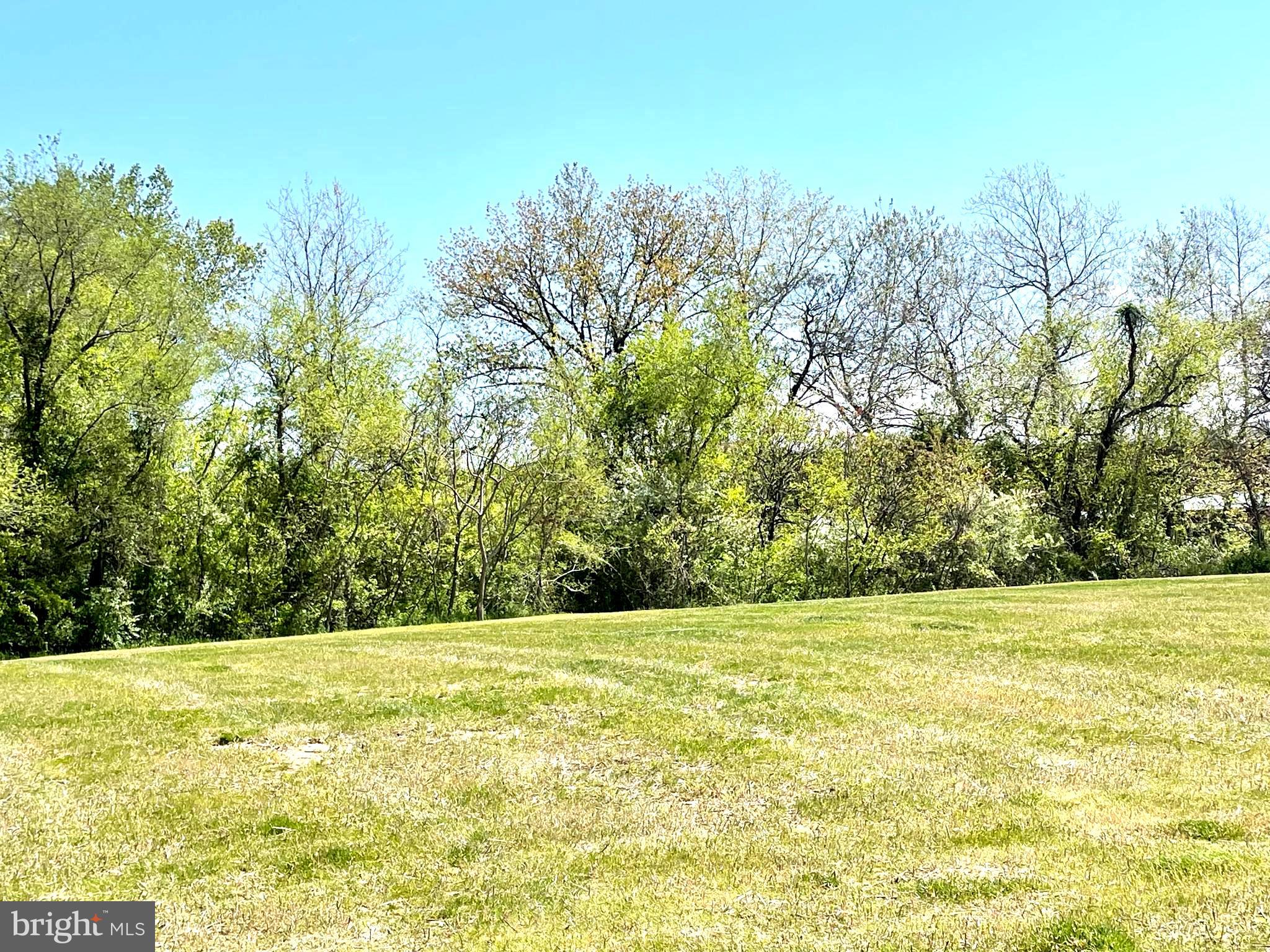 WATERSIDE - Residential