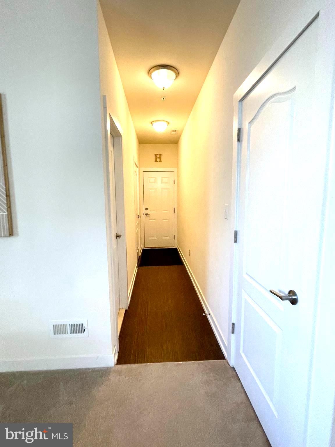 WATERSIDE - Residential