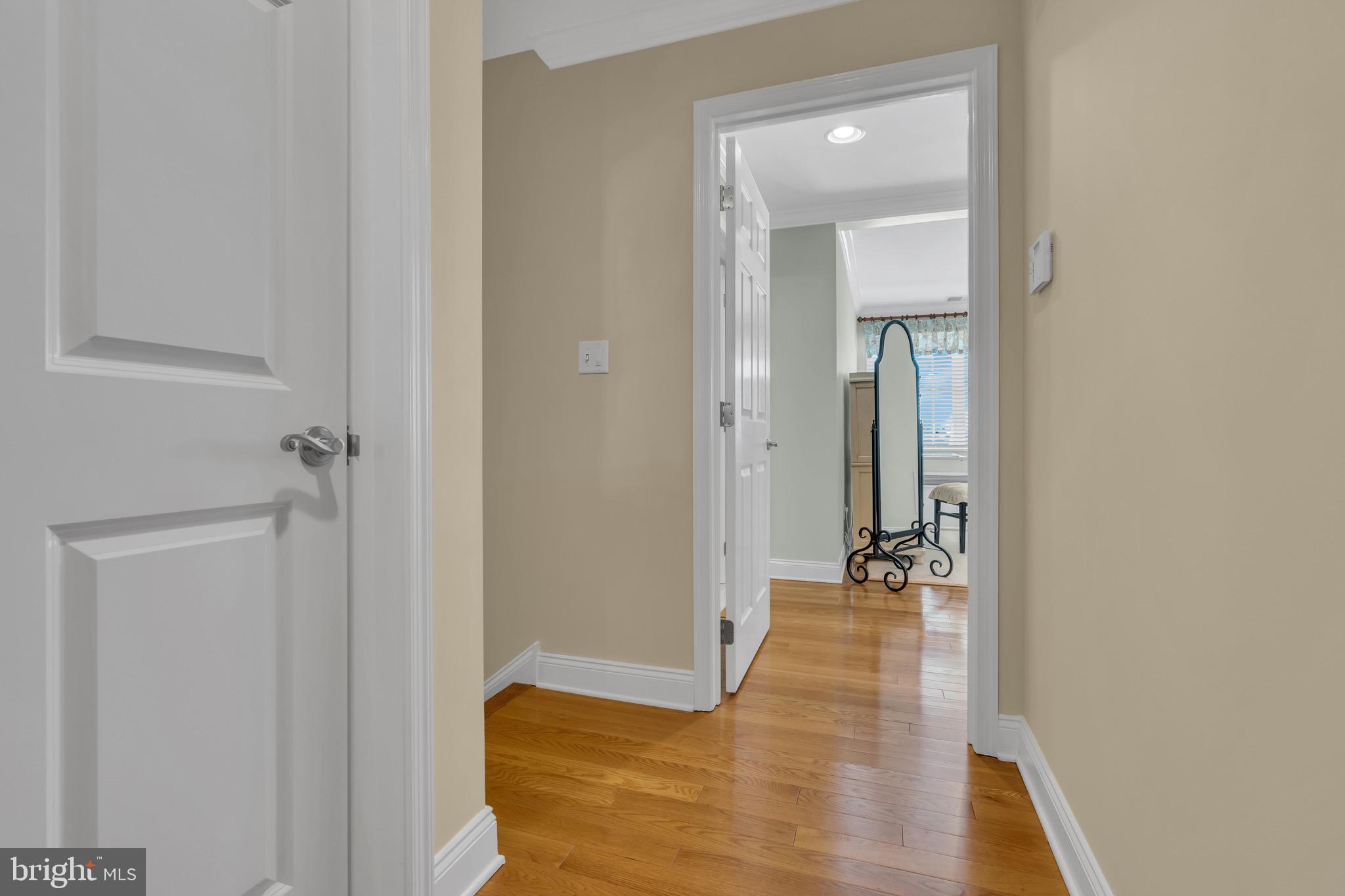 NEWTOWN WALK - Residential