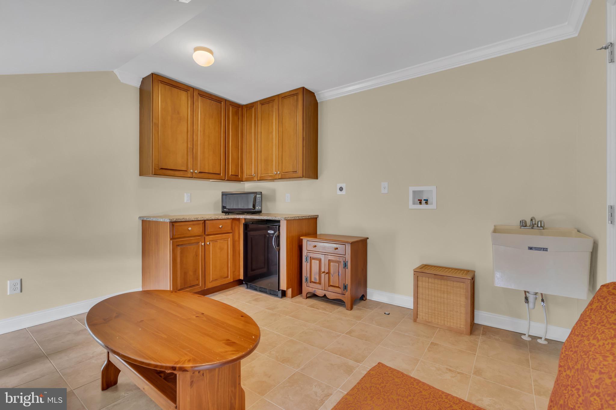 NEWTOWN WALK - Residential