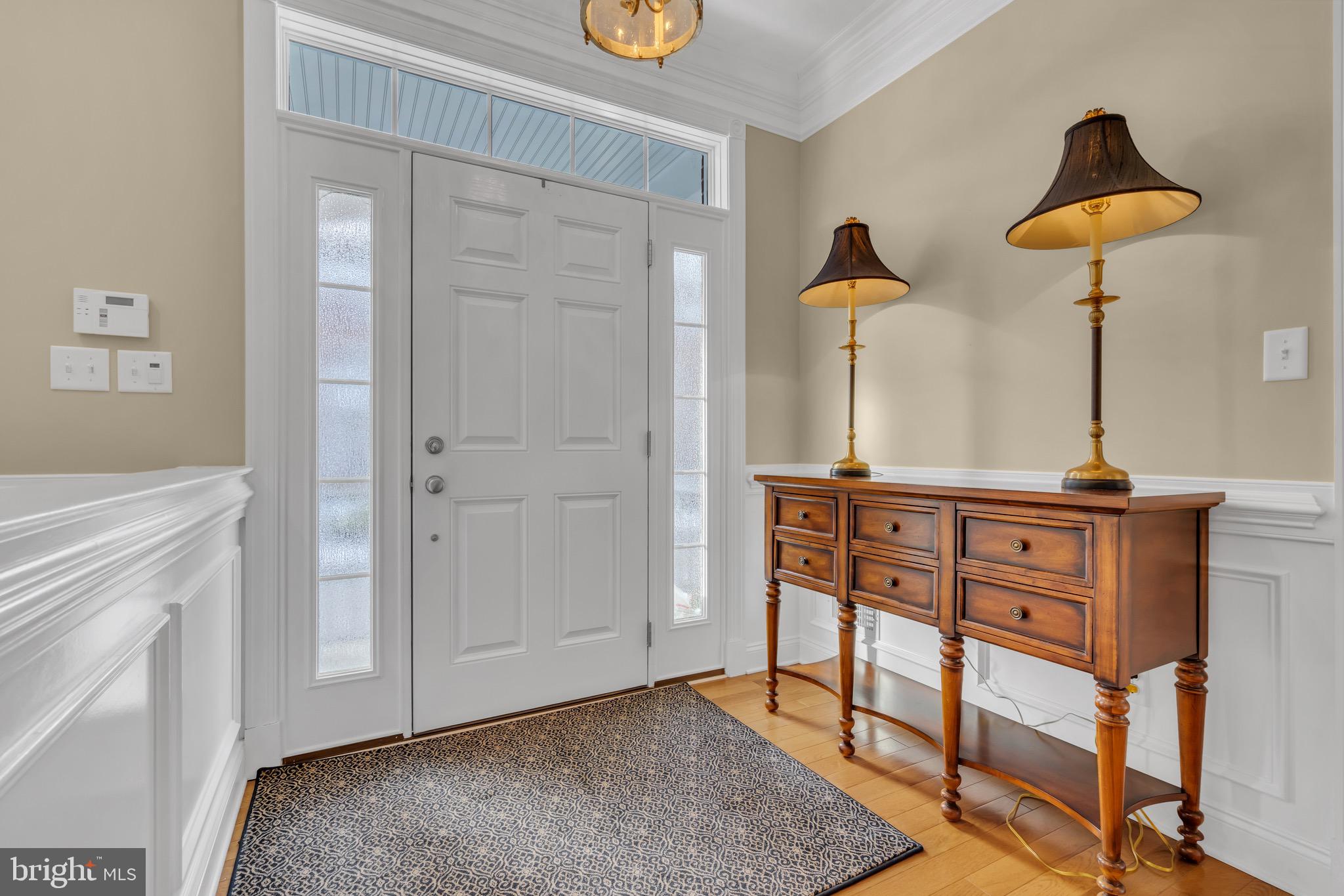 NEWTOWN WALK - Residential