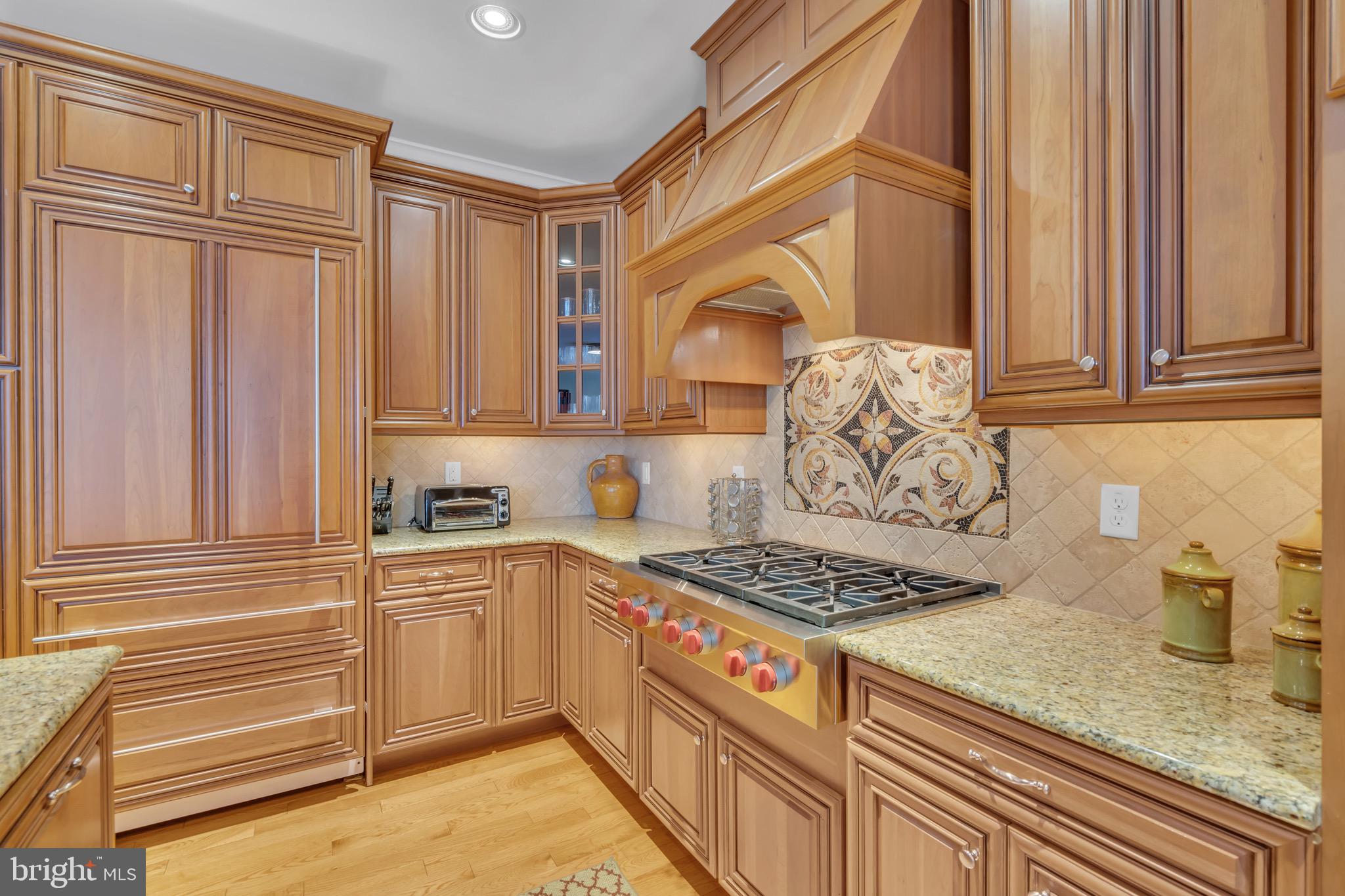 NEWTOWN WALK - Residential