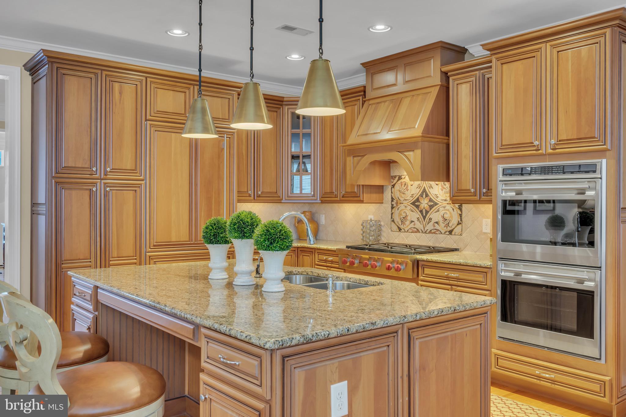 NEWTOWN WALK - Residential