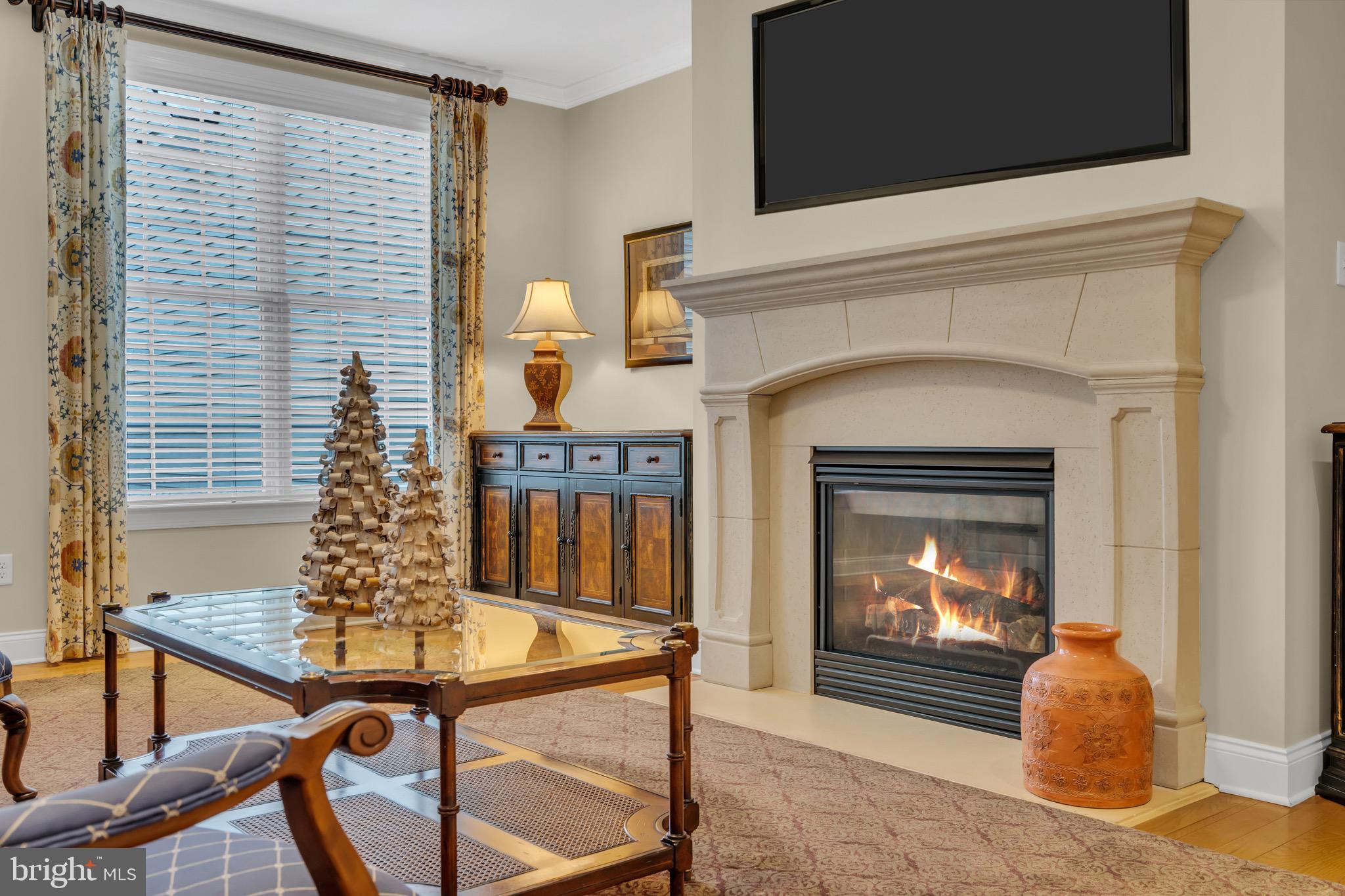 NEWTOWN WALK - Residential