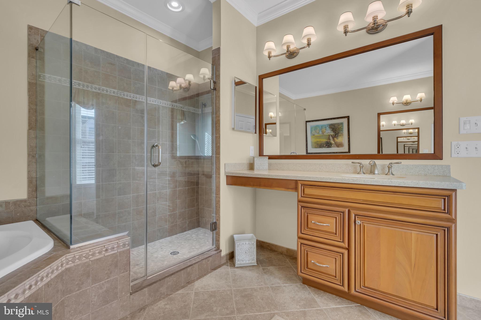 NEWTOWN WALK - Residential