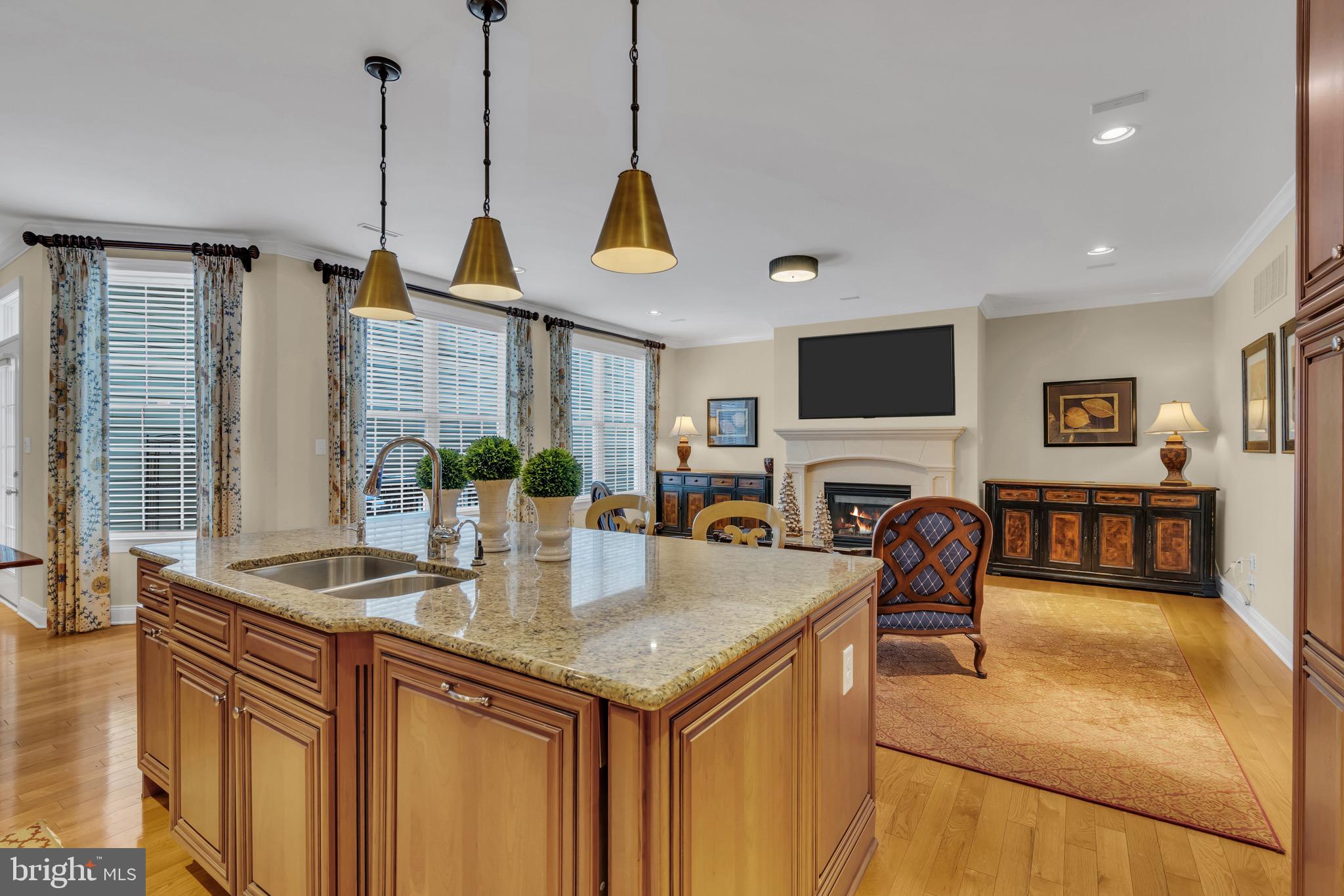 NEWTOWN WALK - Residential