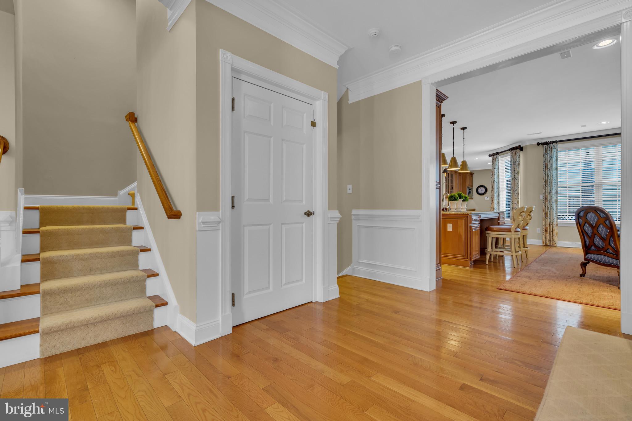 NEWTOWN WALK - Residential