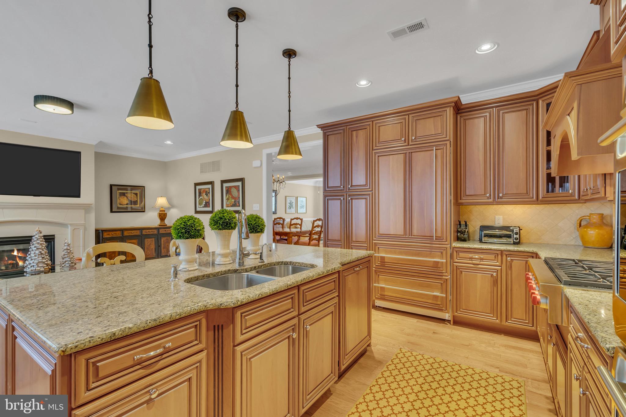 NEWTOWN WALK - Residential