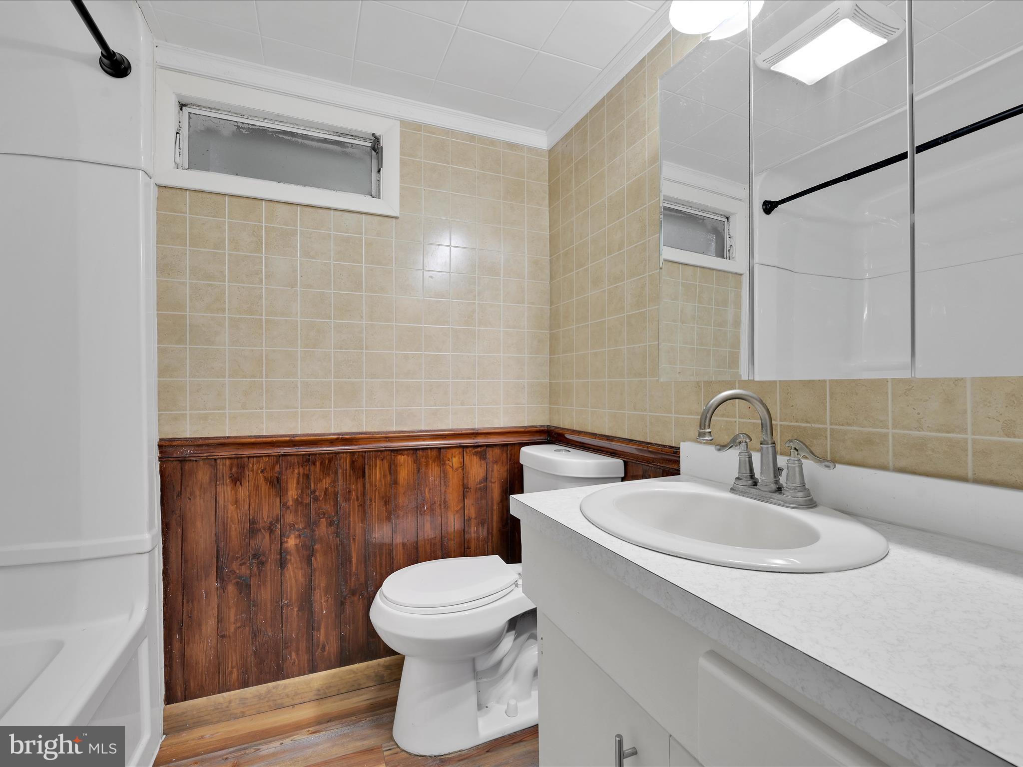 PINE GROVE - Residential