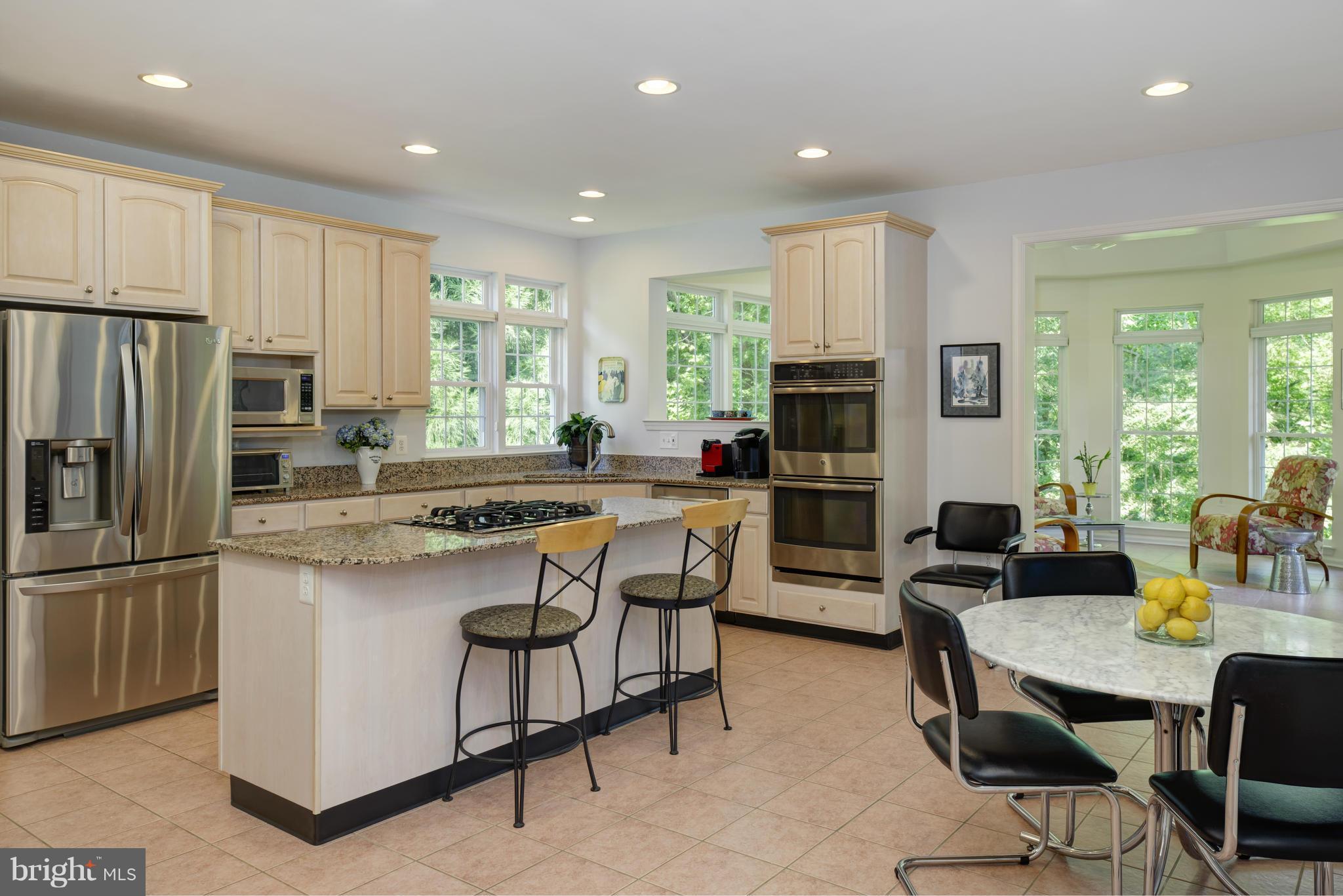 WOODLEA MANOR - Residential