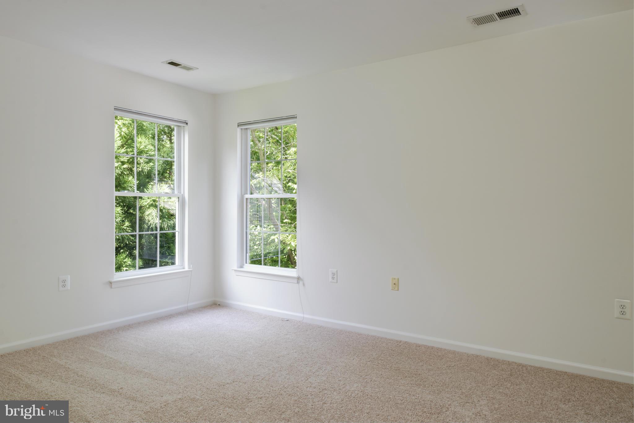 WOODLEA MANOR - Residential