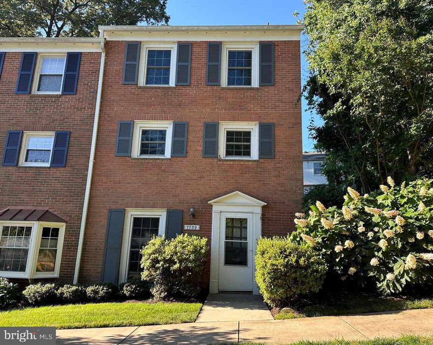 Offer Deadline 06/23/2024 - 10PM. Brick Exterior End Unit townhouse style condo located in the top-rated Keene Mill/Irving/West Springfield school pyramid ! This three level house has 3 bedrooms, 2.5 bathrooms. The lower level is a walkout with a possible 4th bedroom with half bathroom. The main level has kitchen, dining and living room offering extended patio in fully-fenced back yard. The upper level offers primary bedroom with attach bath, 2nd and 3rd bedrooms with a common full bathroom. This house is freshly painted throughout. Condo fee covers gas heat, water, sewer, trash, snow removal, standard ground maintenance and exterior maintenance, including roof & fence replacement and painting. Amenities include Outdoor pool, basketball court and Tot lots. Three parking passes - 1 Assigned parking and 2 Guest passes. The house is conveniently located close to parks, cross country trail, lakes, easy access to major commuter routes, minutes away from shopping and dining choices, Franconia-Springfield Metro, Virginia Railway Express. The express bus to the Pentagon stops just off the entrance of the community during rush hours. Other Fairfax commuter buses serve the bus stop throughout the day !
Sellers active home warranty with 2-10 will be transferred to buyer.