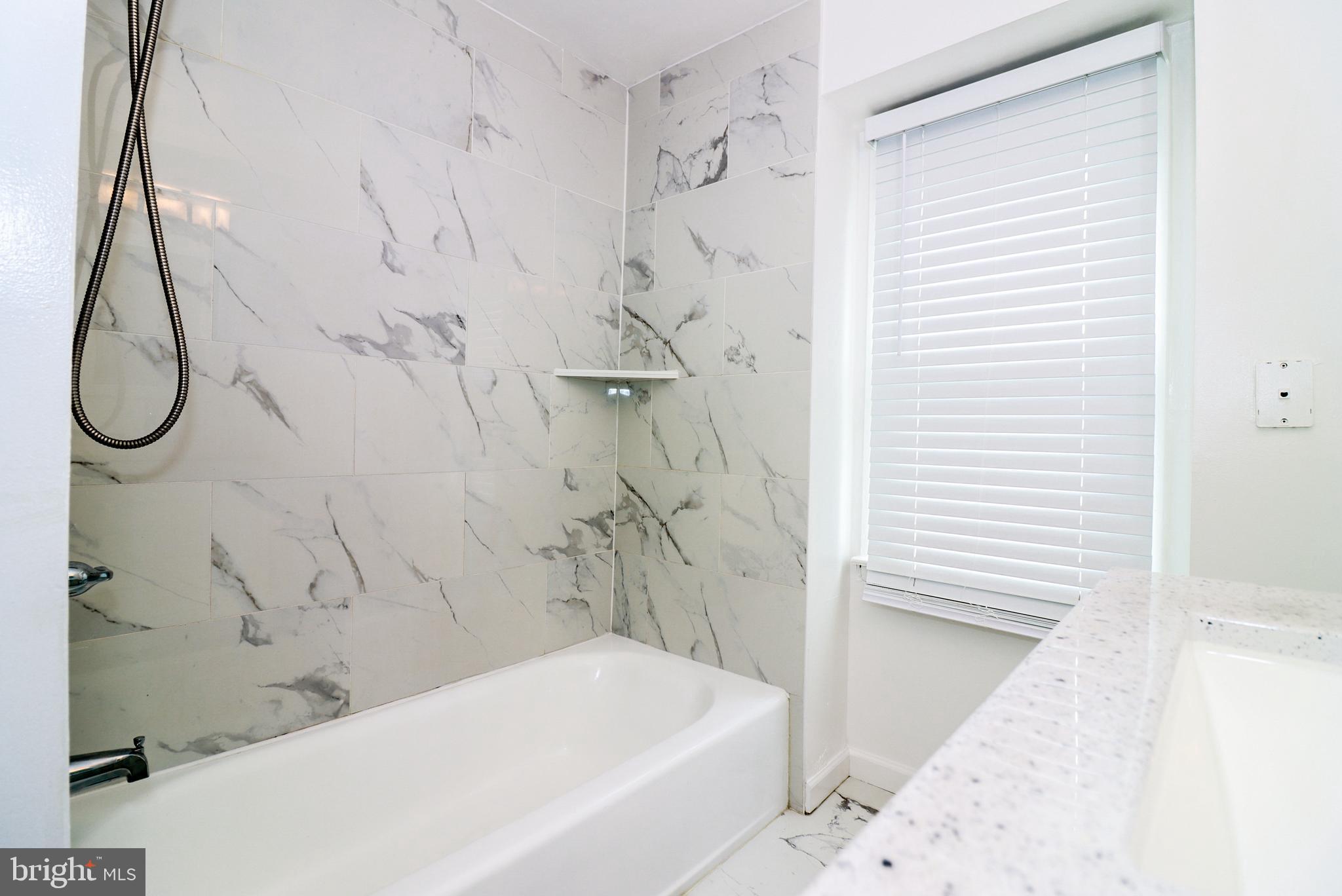 CEDONIA - Residential