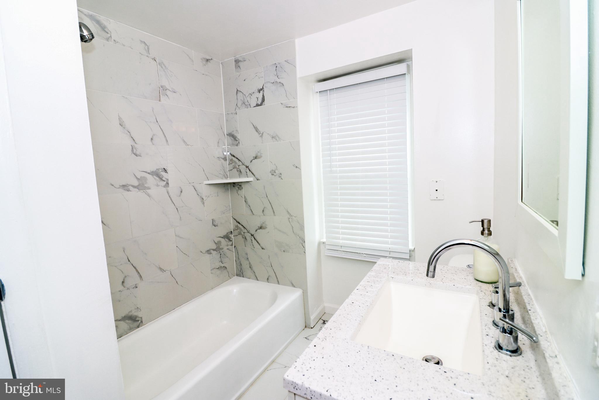 CEDONIA - Residential