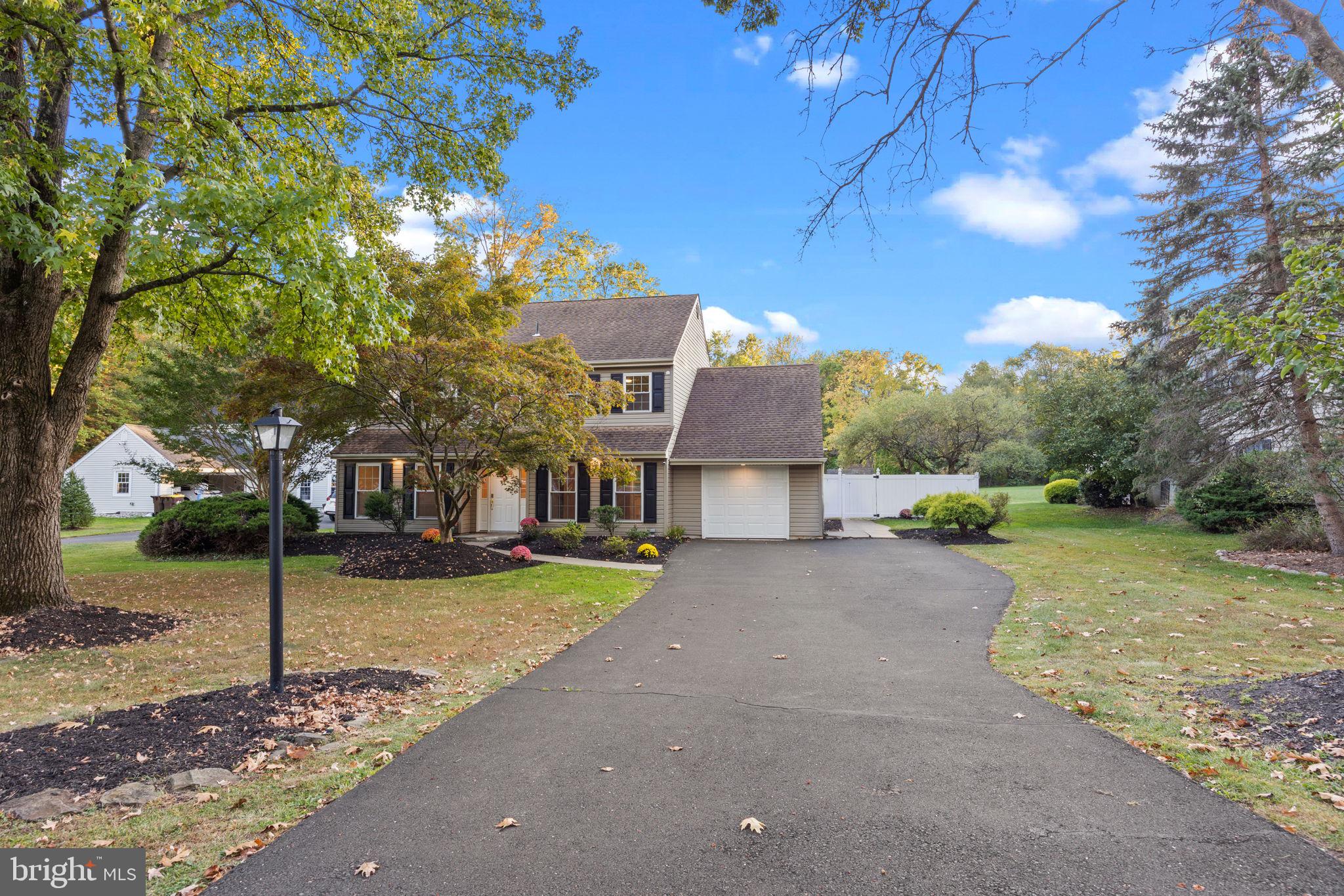 585 COLONIAL DRIVE
