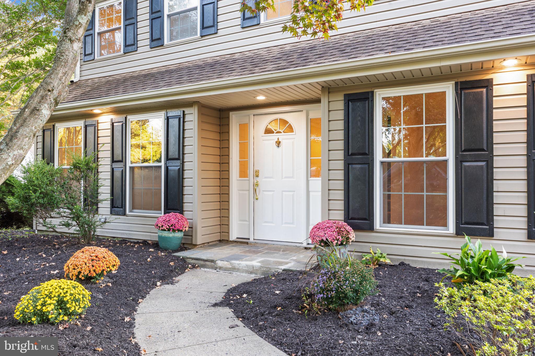 585 COLONIAL DRIVE