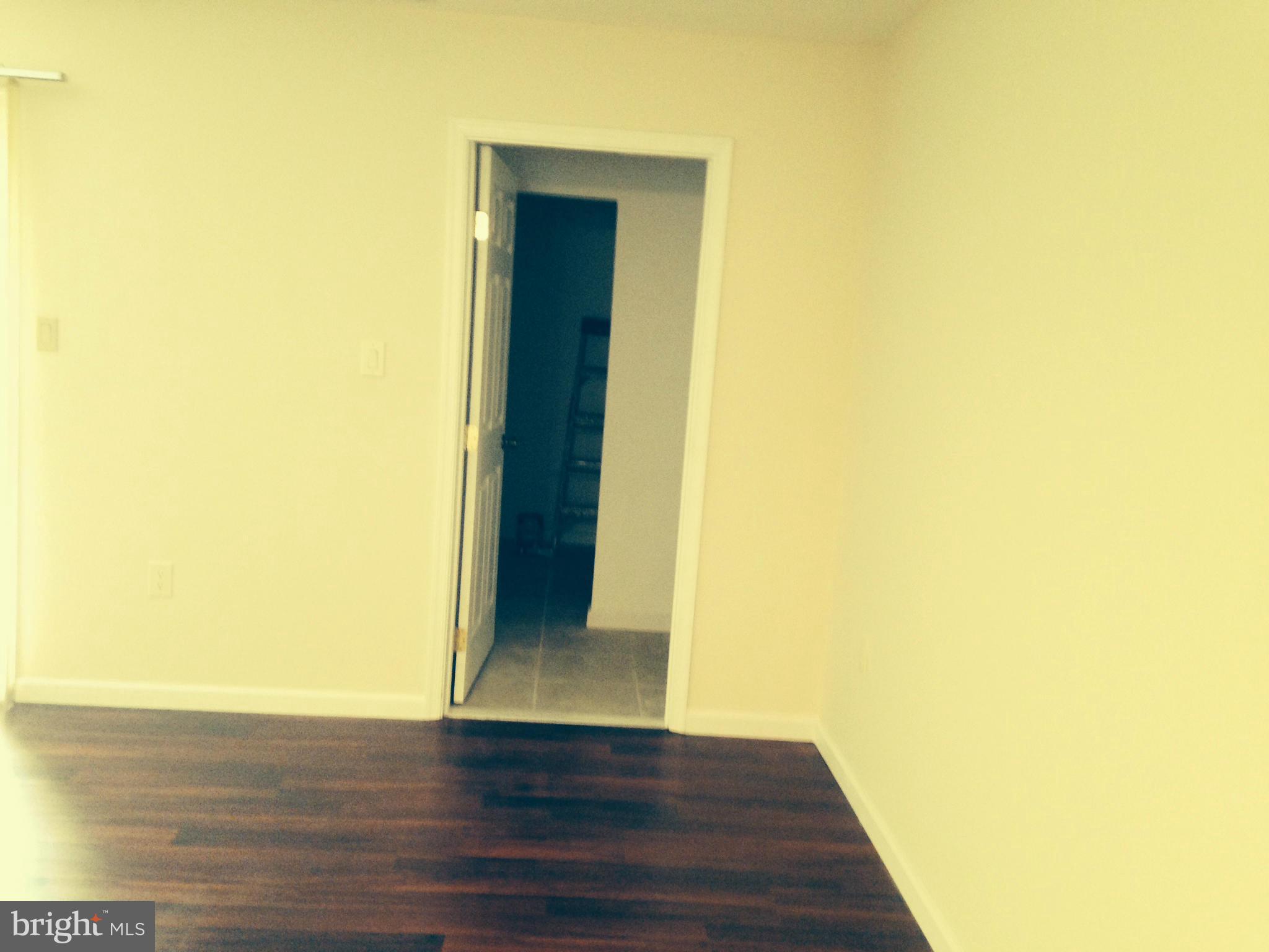 COLONY SQUARE - Residential