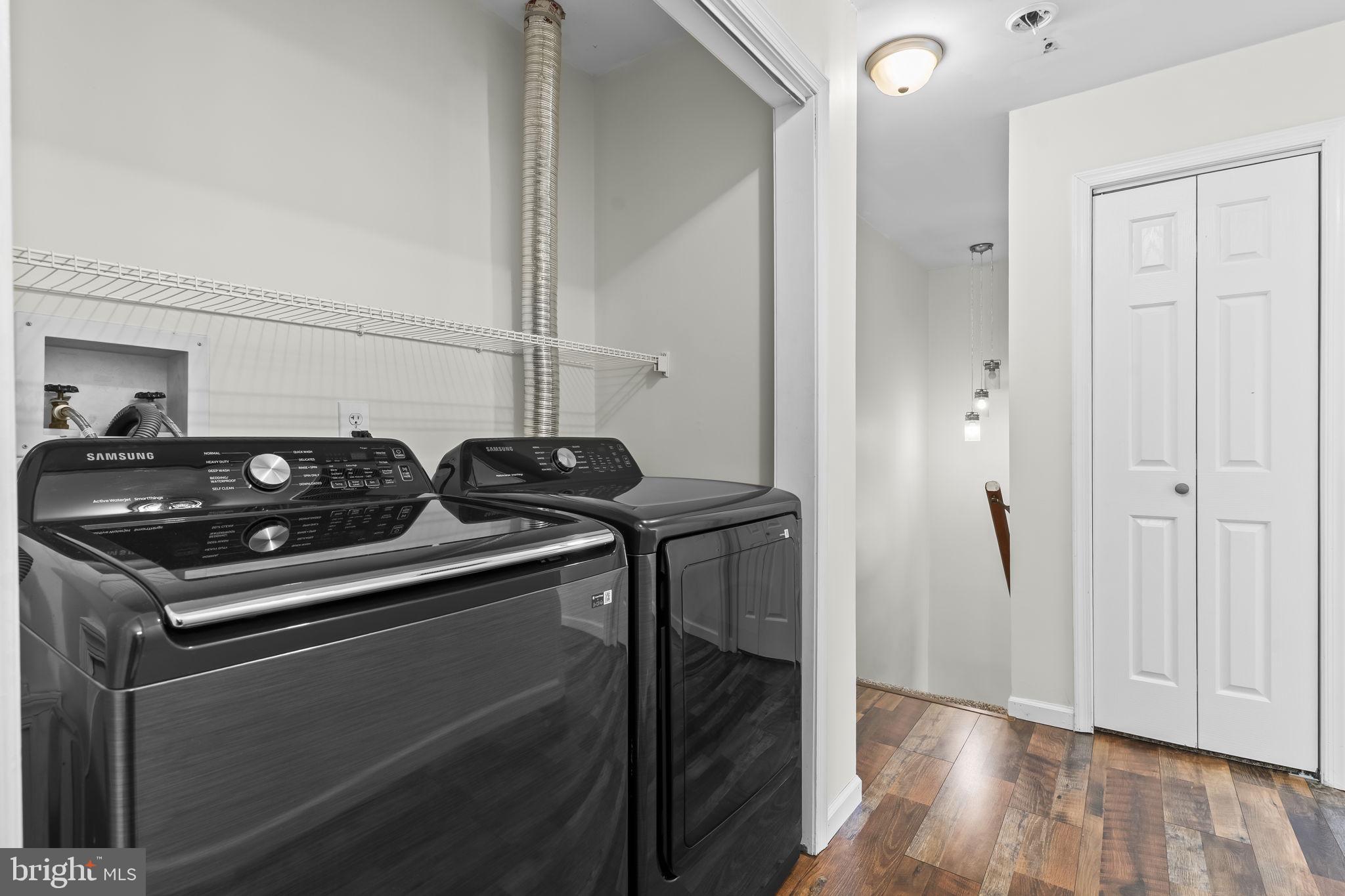 THE WOODS AT BAYSIDE - Residential