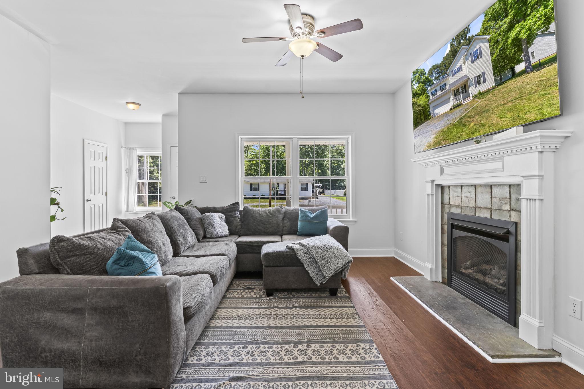 THE WOODS AT BAYSIDE - Residential