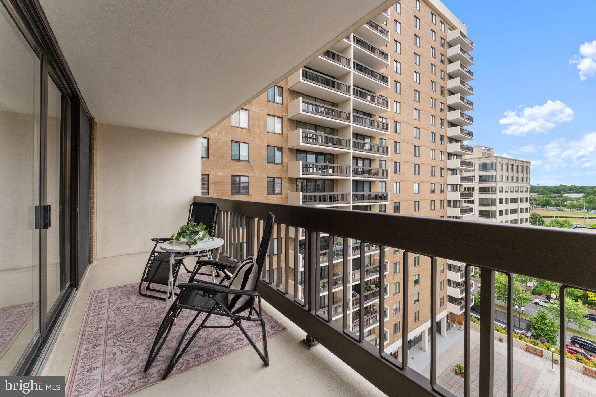 TOWER VILLAS - Residential