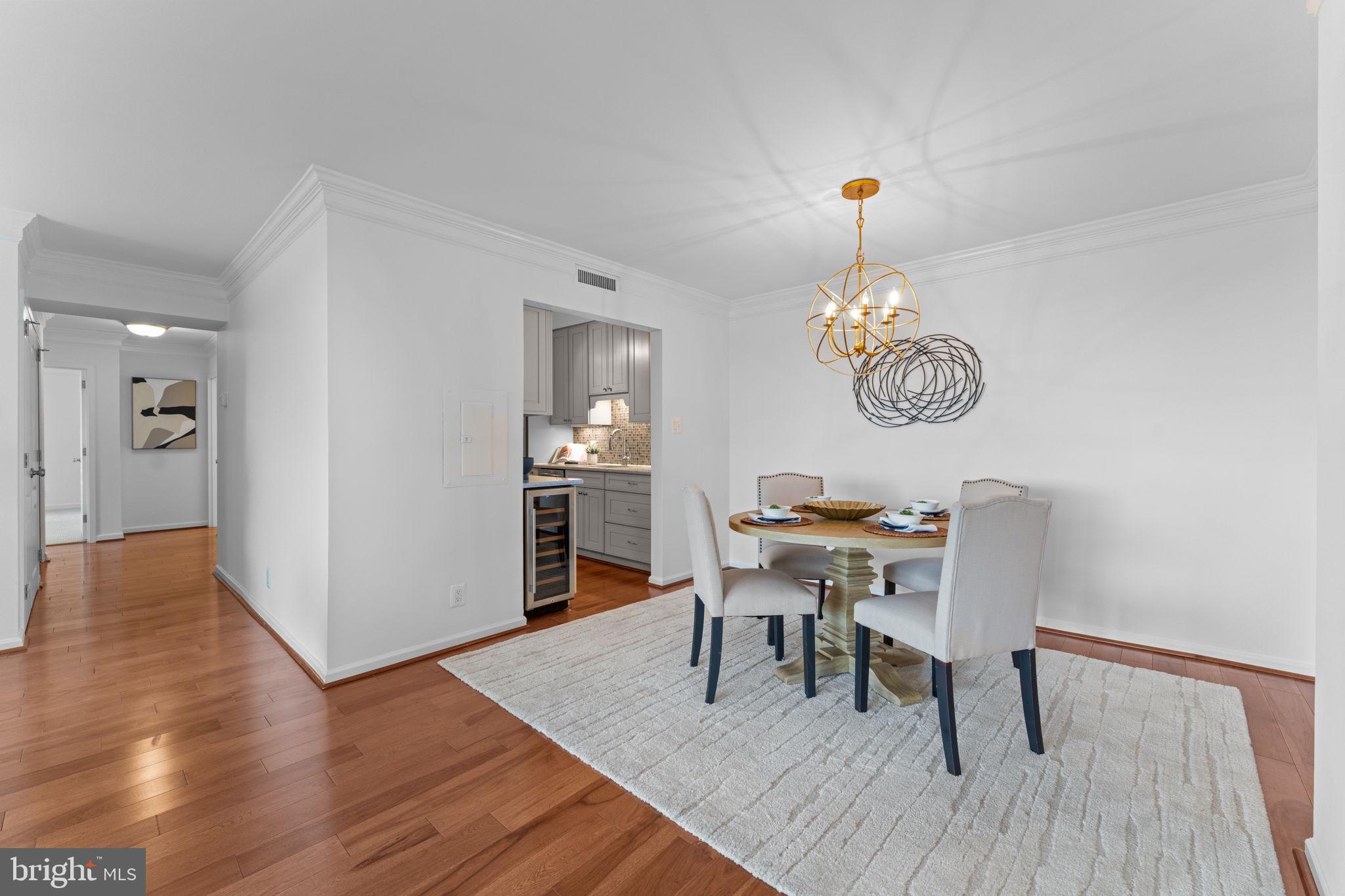 TOWER VILLAS - Residential