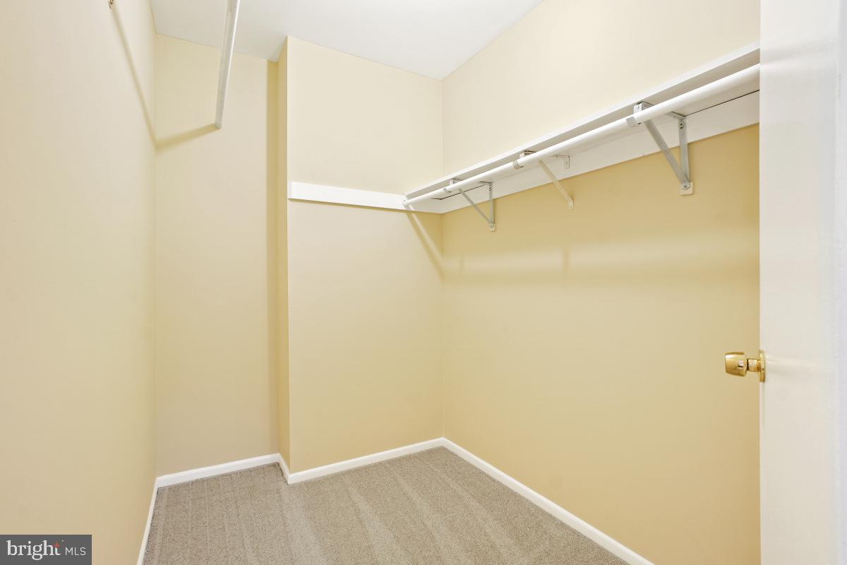 ROCKSHIRE TOWNHOMES - Residential