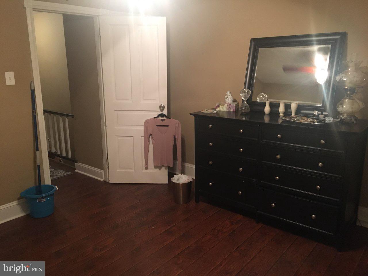 PHILADELPHIA (SOUTH) - Residential Lease