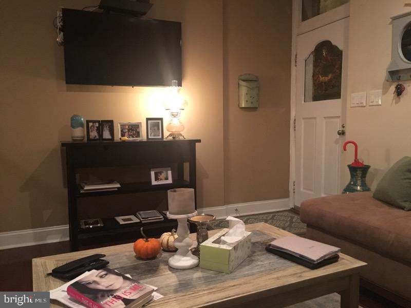 PHILADELPHIA (SOUTH) - Residential Lease