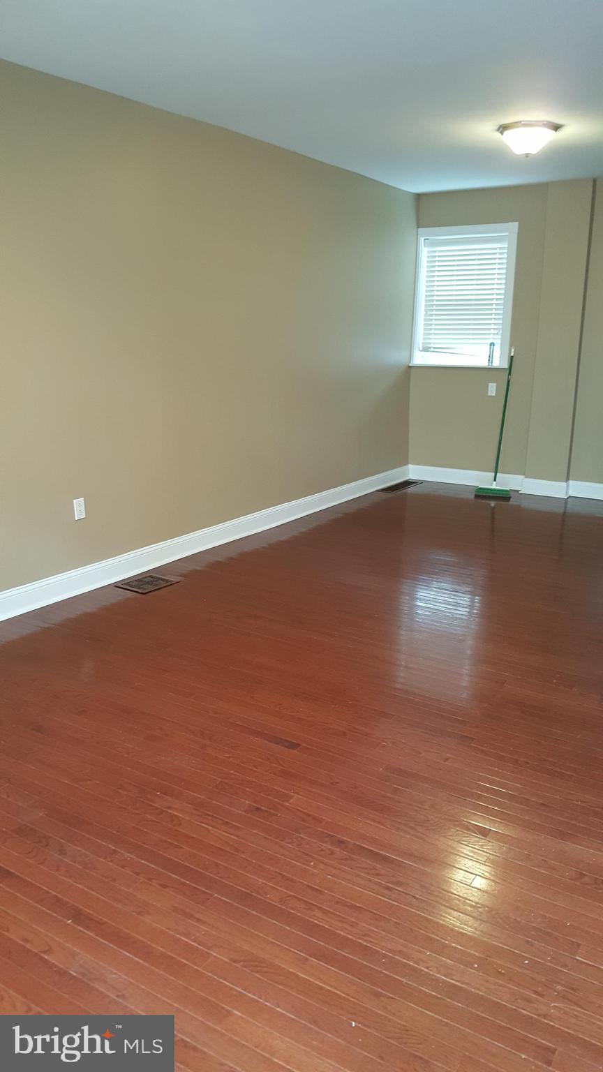 PHILADELPHIA (SOUTH) - Residential Lease