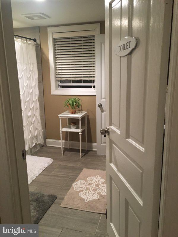 PHILADELPHIA (SOUTH) - Residential Lease