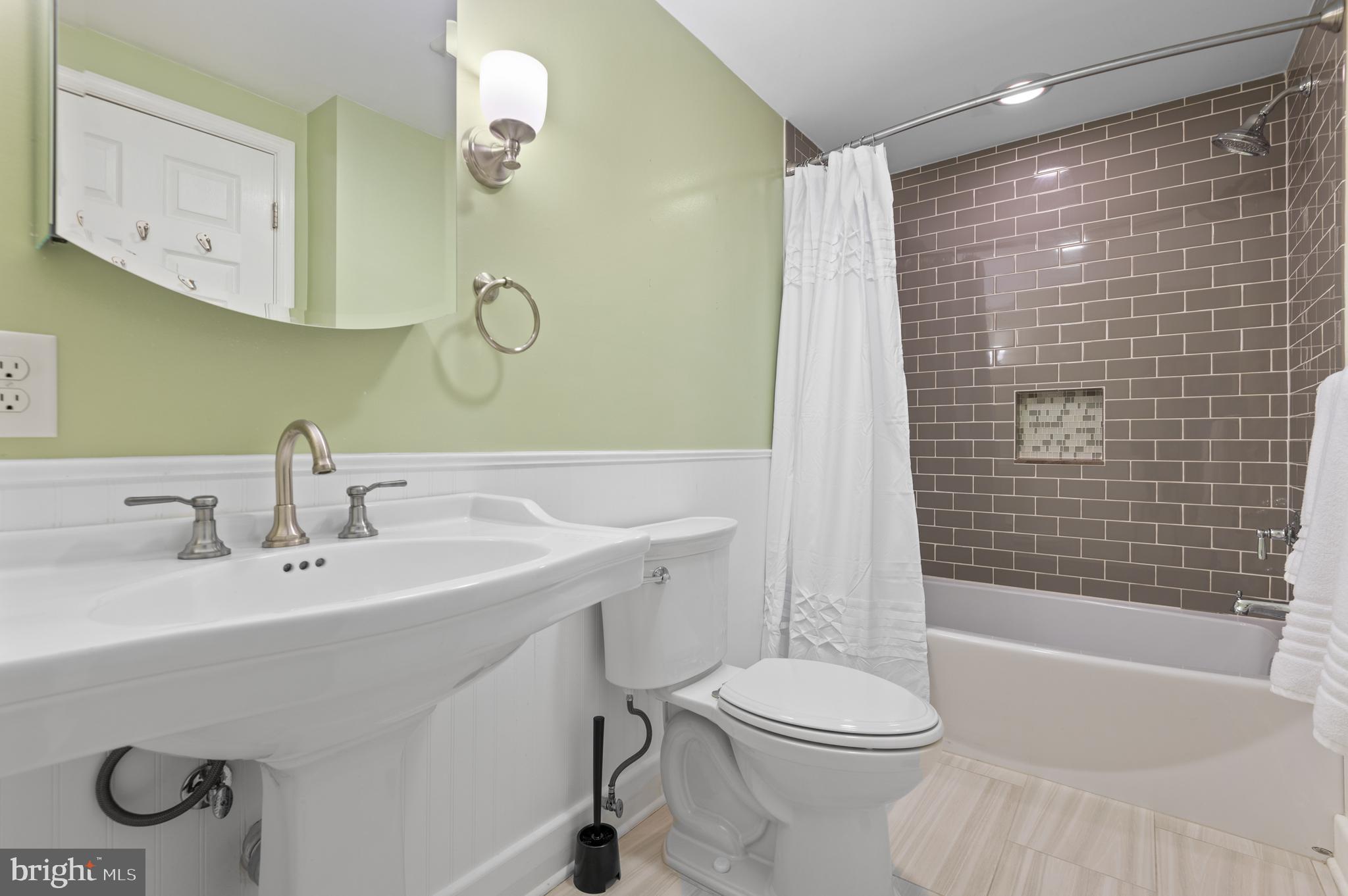 WARREN PURCHASE - Residential