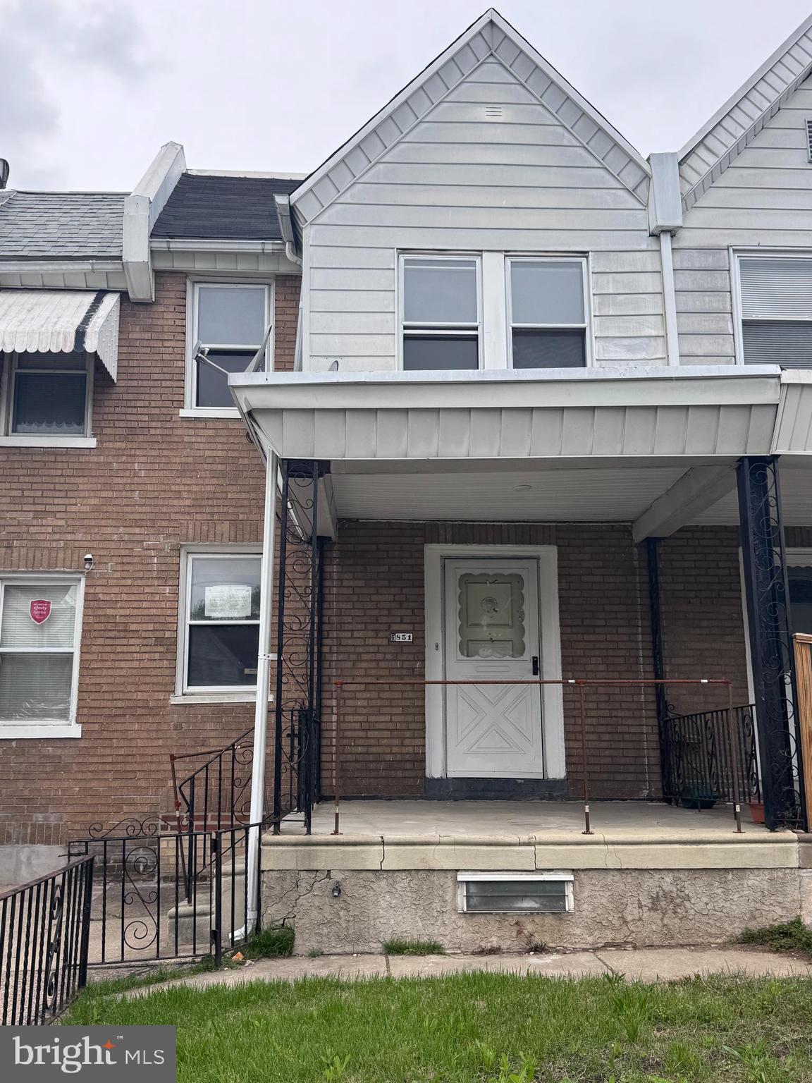 Property is owned by the US Dept. of HUD - FHA Case #: 441-854505.
Insurability: IE subject to appraisal.
Outstanding opportunity! Spacious 3 bedroom, porch front row home in Cobbs Creek section of Philadelphia. Property features a covered front porch, large living room, formal dining room and kitchen. Main level has hardwood flooring. Second floor is made up of 3 bedrooms and 1 full bathroom.
Full unfinished basement, could easily be finished.
Property has CENTRAL AIR!!!
Check it out before it's gone.