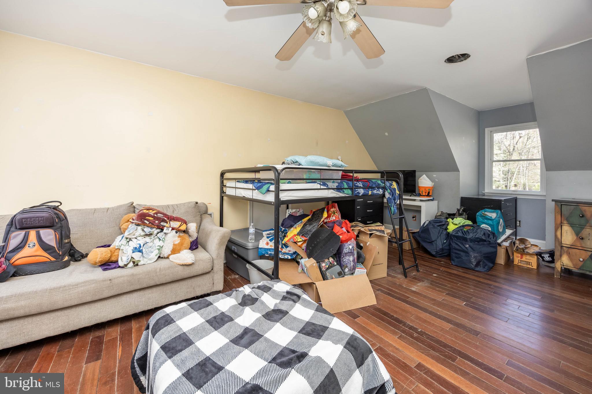 COULBOURNE WOODS - Residential