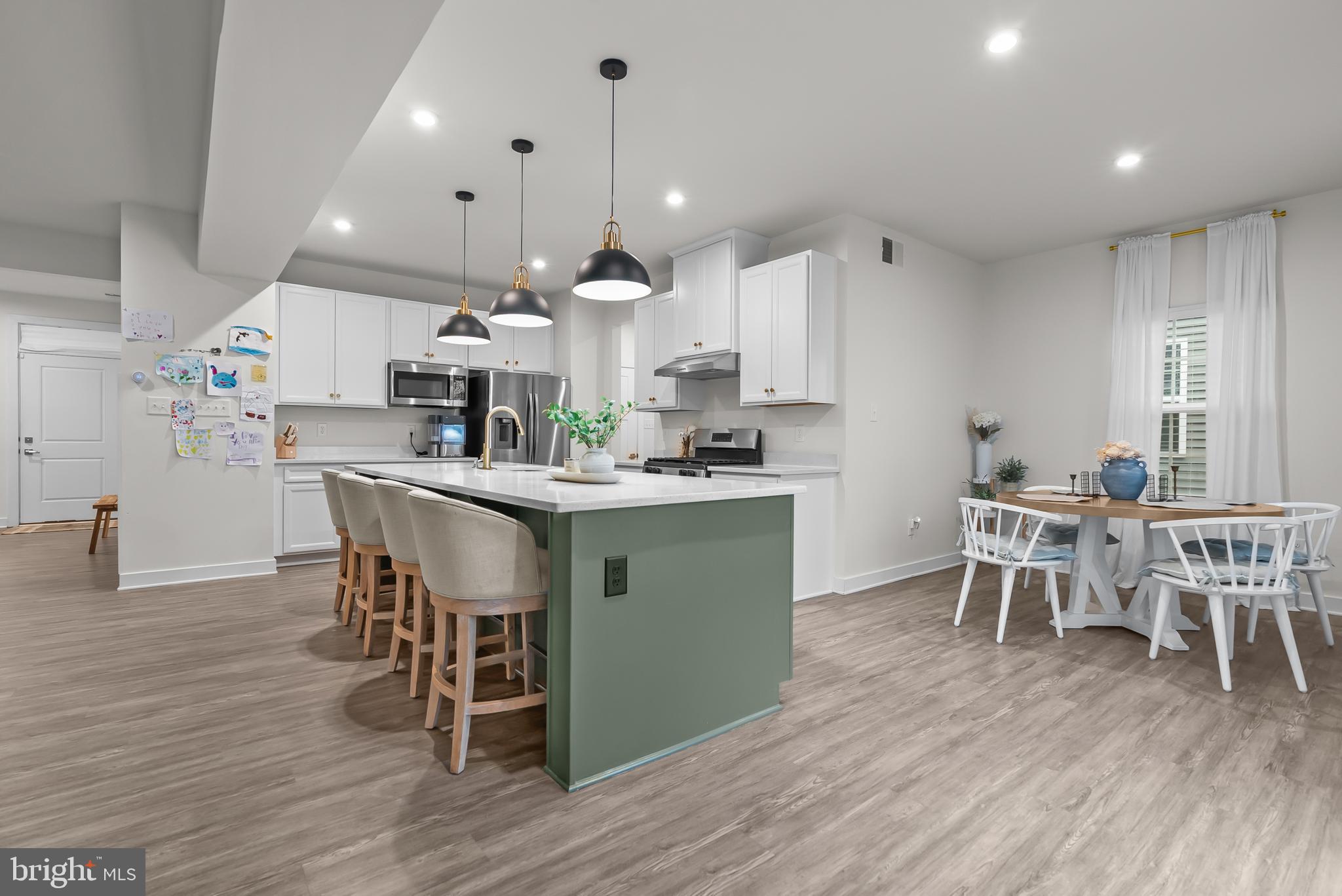 STONEHOUSE - Residential