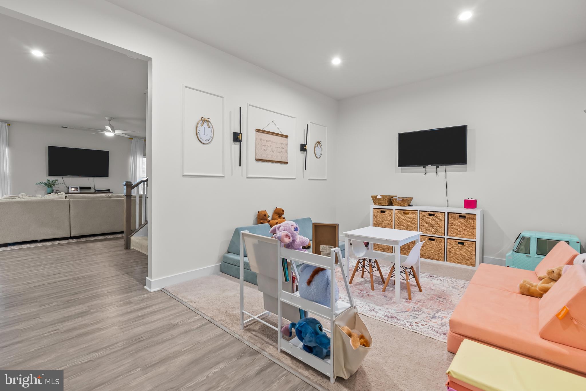 STONEHOUSE - Residential