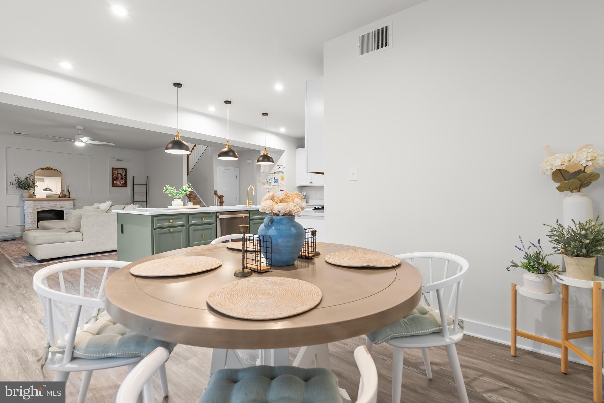 STONEHOUSE - Residential