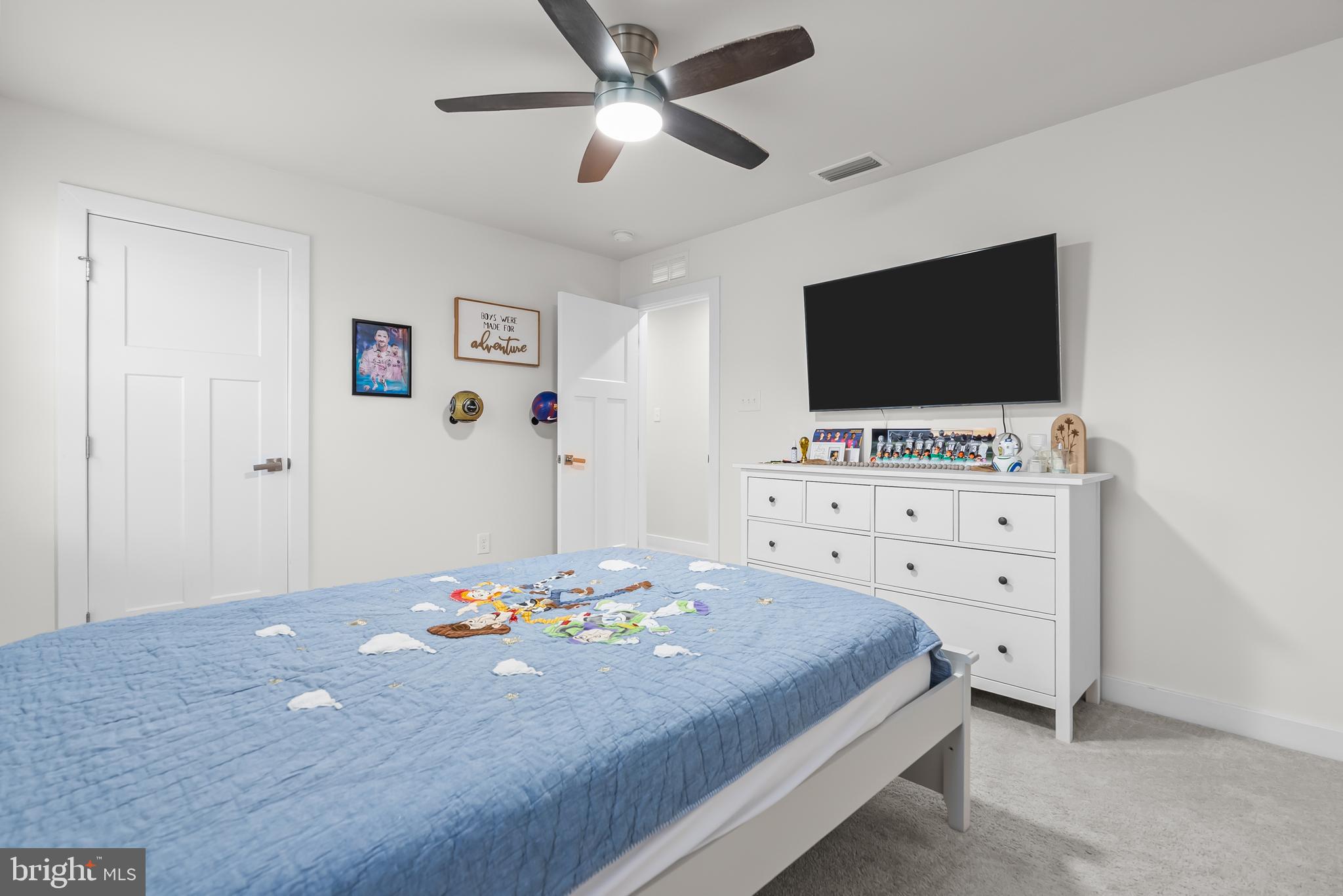 STONEHOUSE - Residential