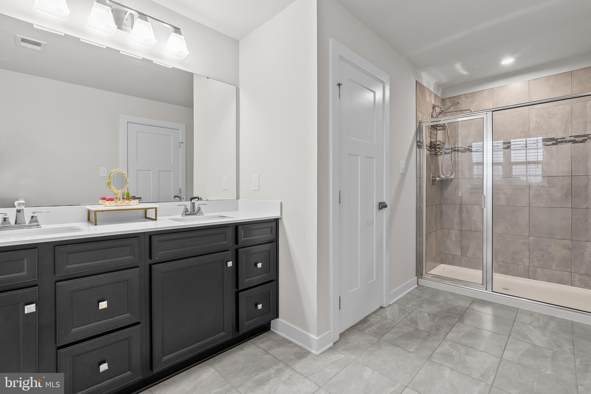 STONEHOUSE - Residential