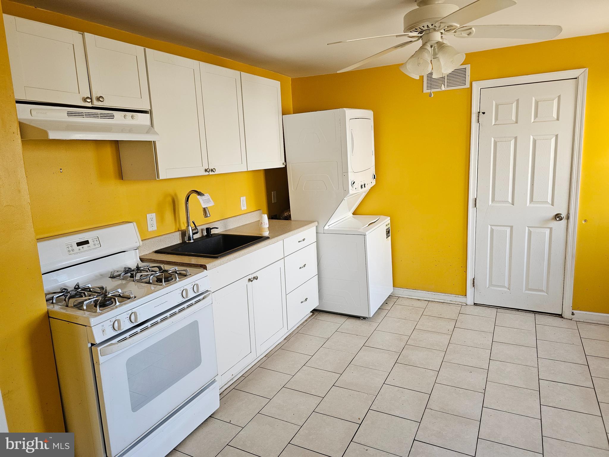 317 W 4TH STREET 319