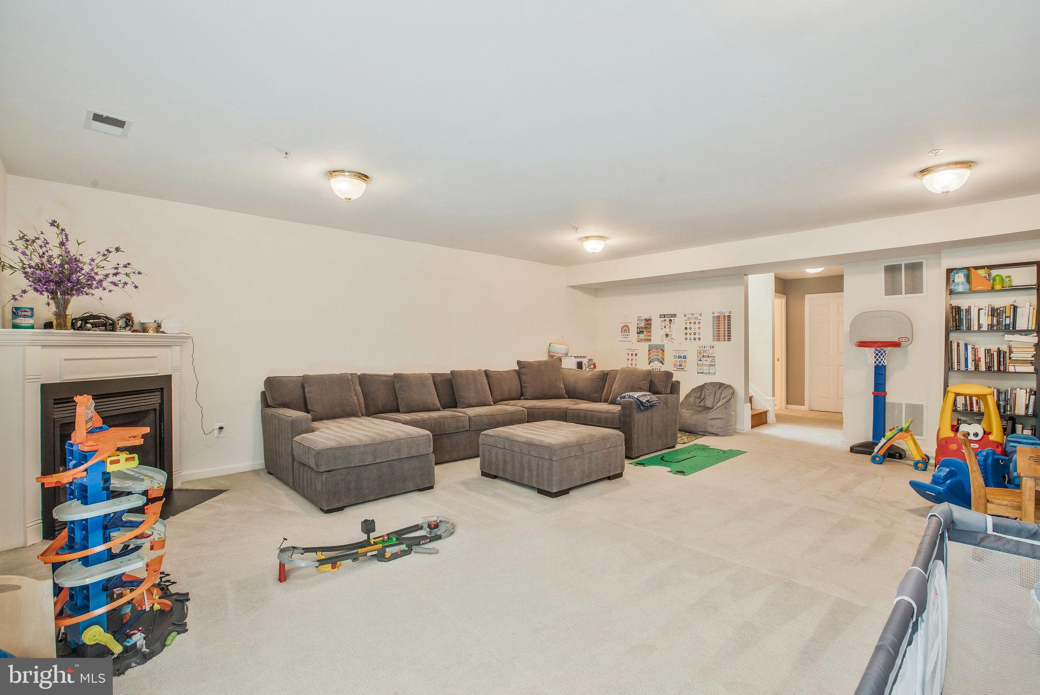 HEATHER GLEN MANOR - Residential