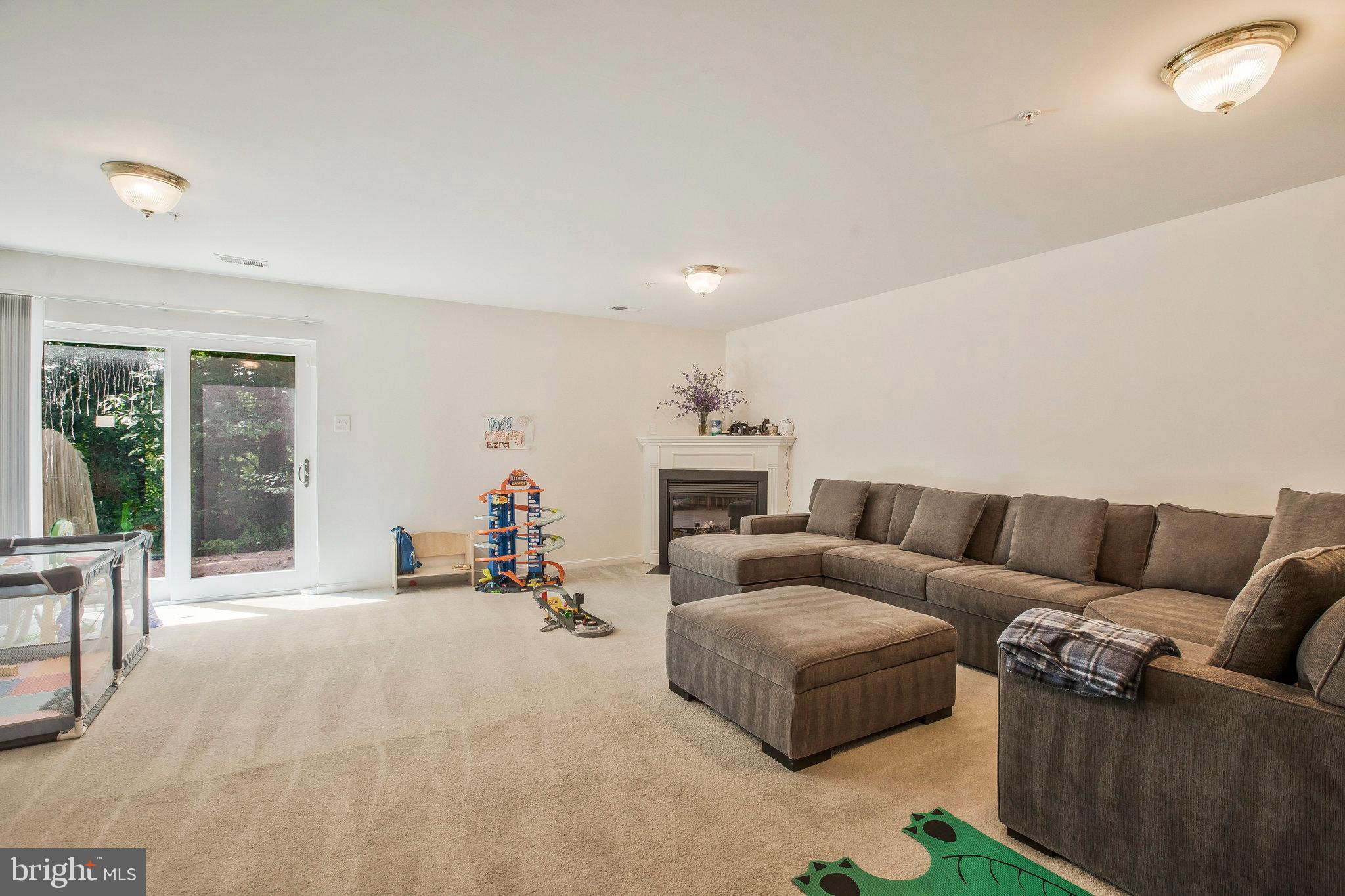 HEATHER GLEN MANOR - Residential