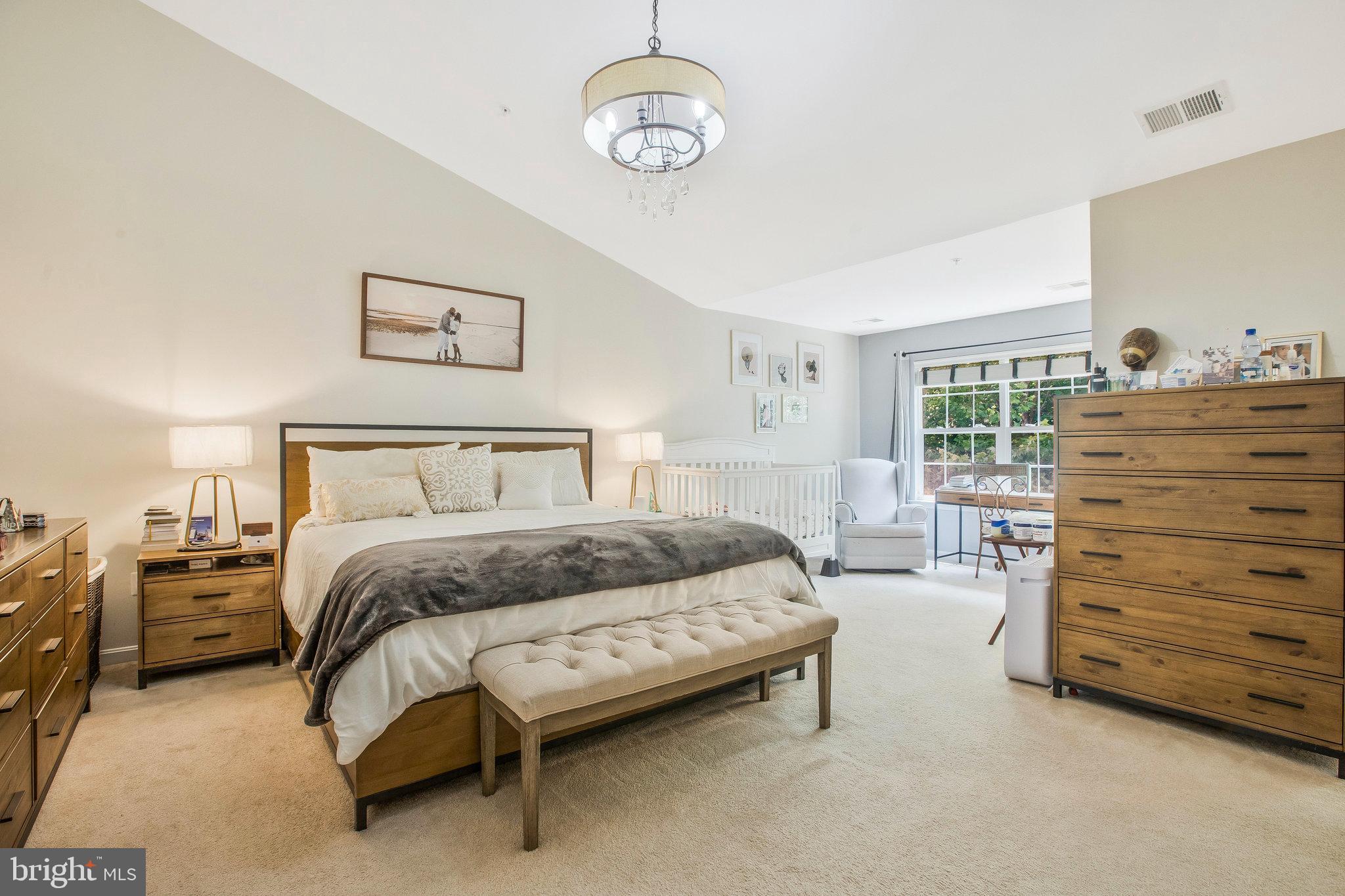 HEATHER GLEN MANOR - Residential