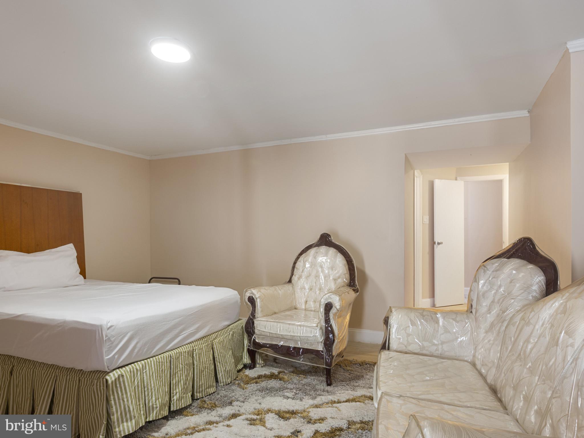 WESTPORT - Residential