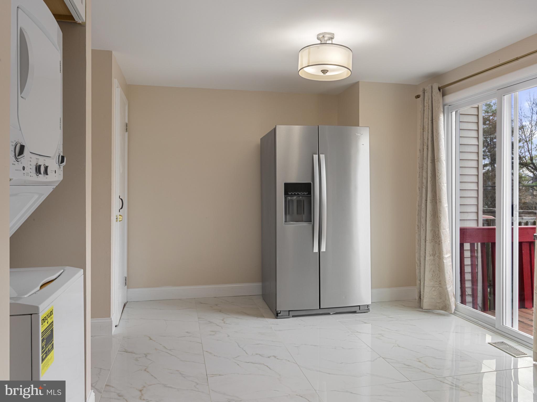 WESTPORT - Residential