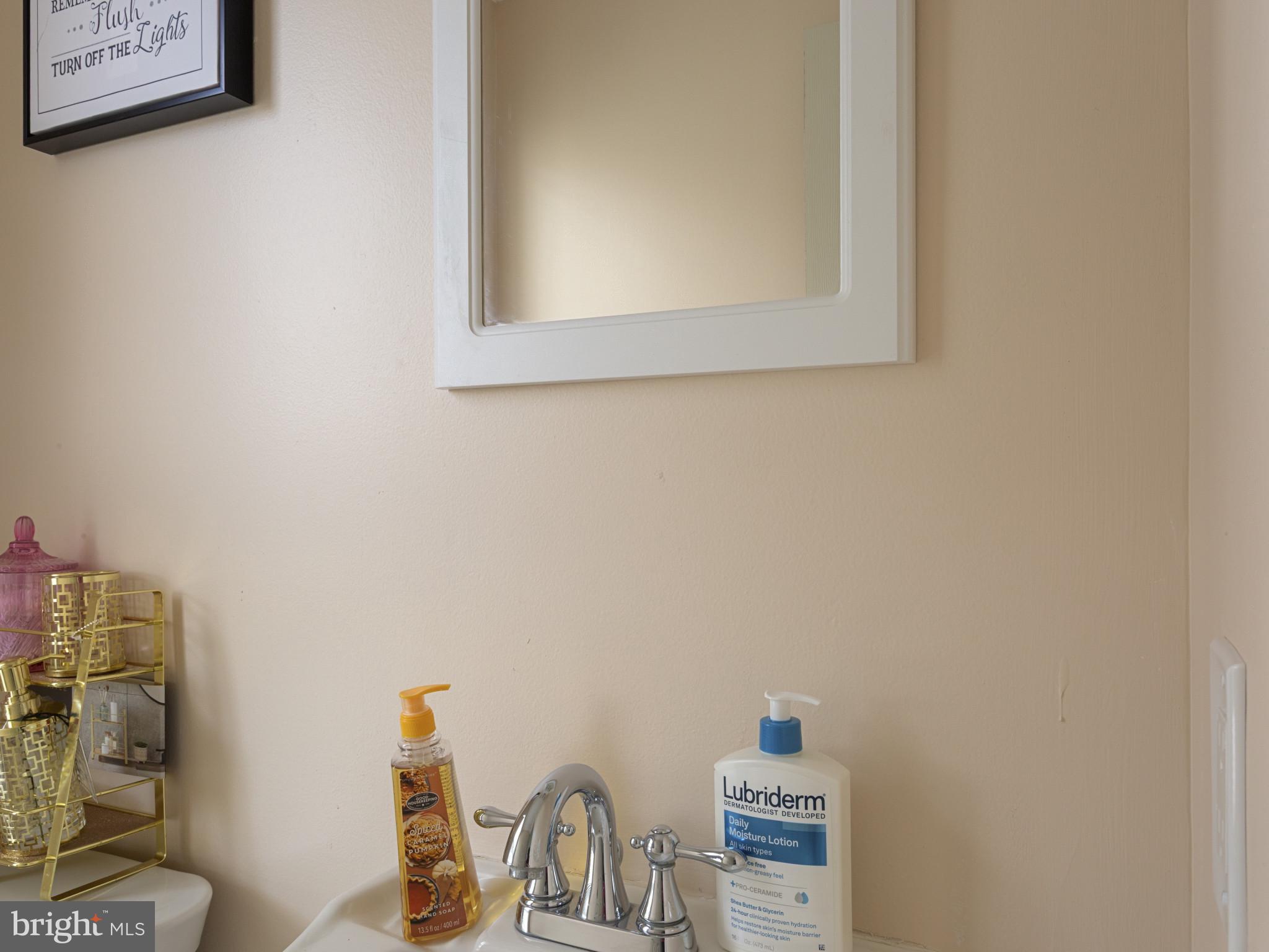 WESTPORT - Residential