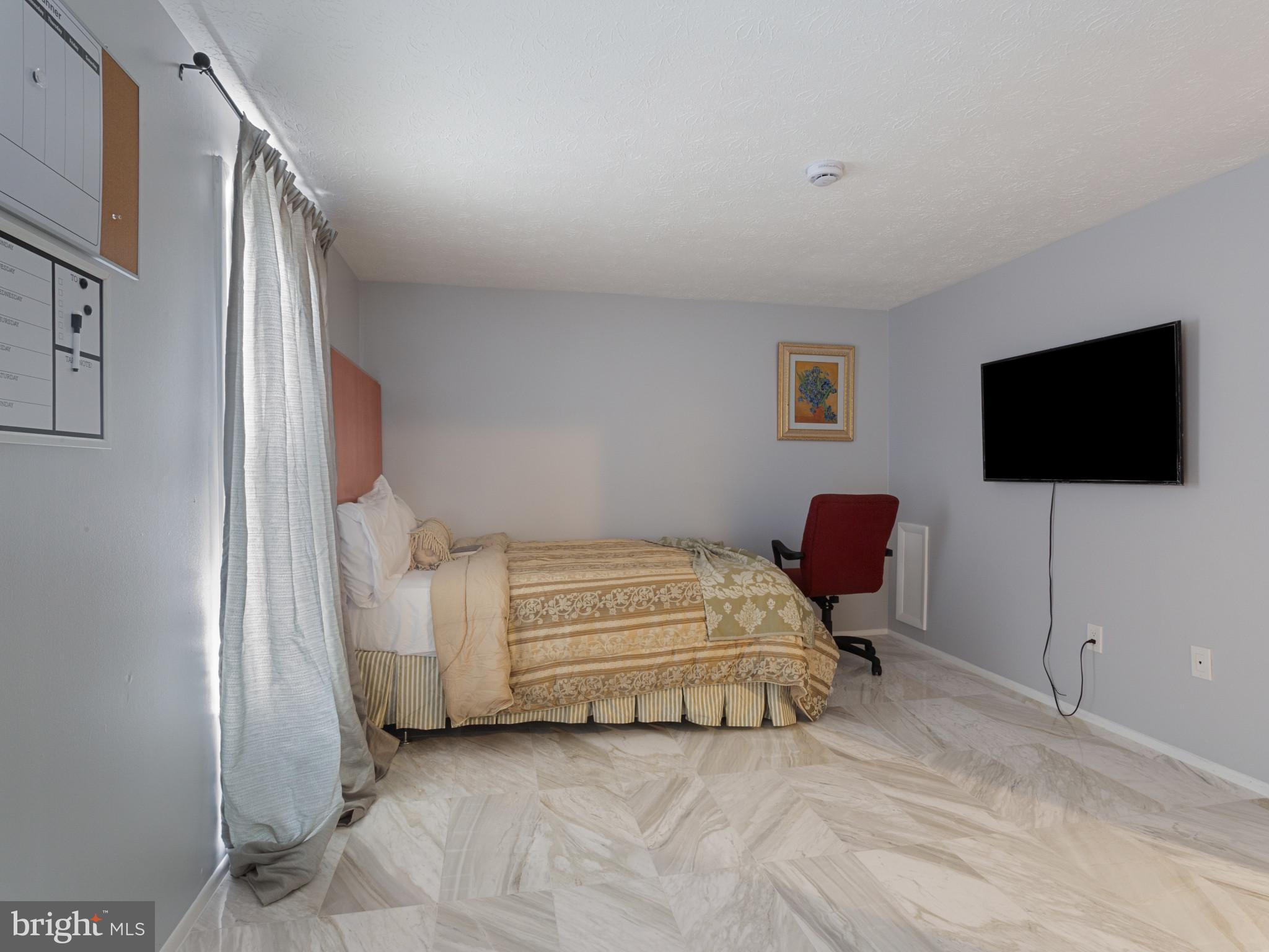 WESTPORT - Residential