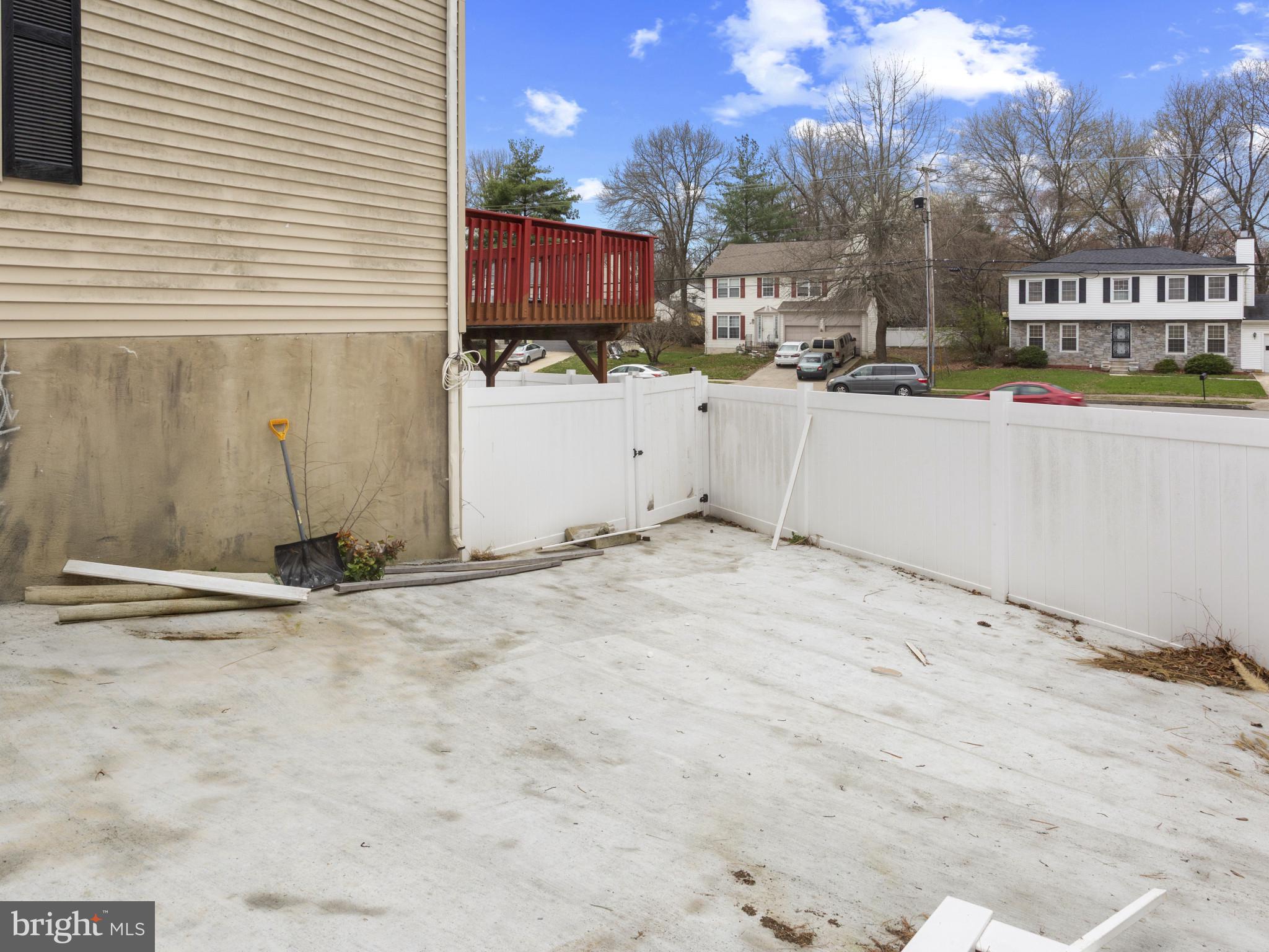 WESTPORT - Residential