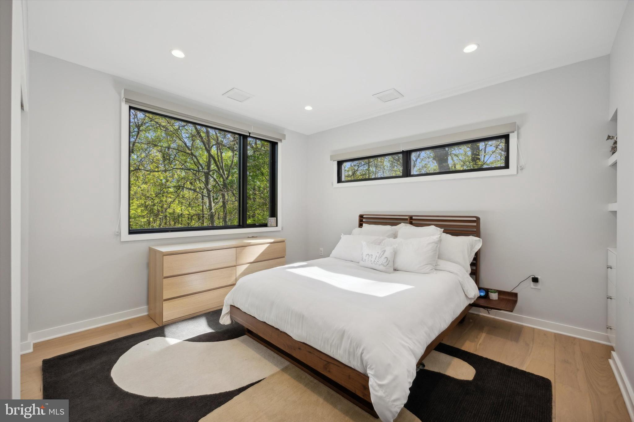 VALLEY FORGE MTN - Residential