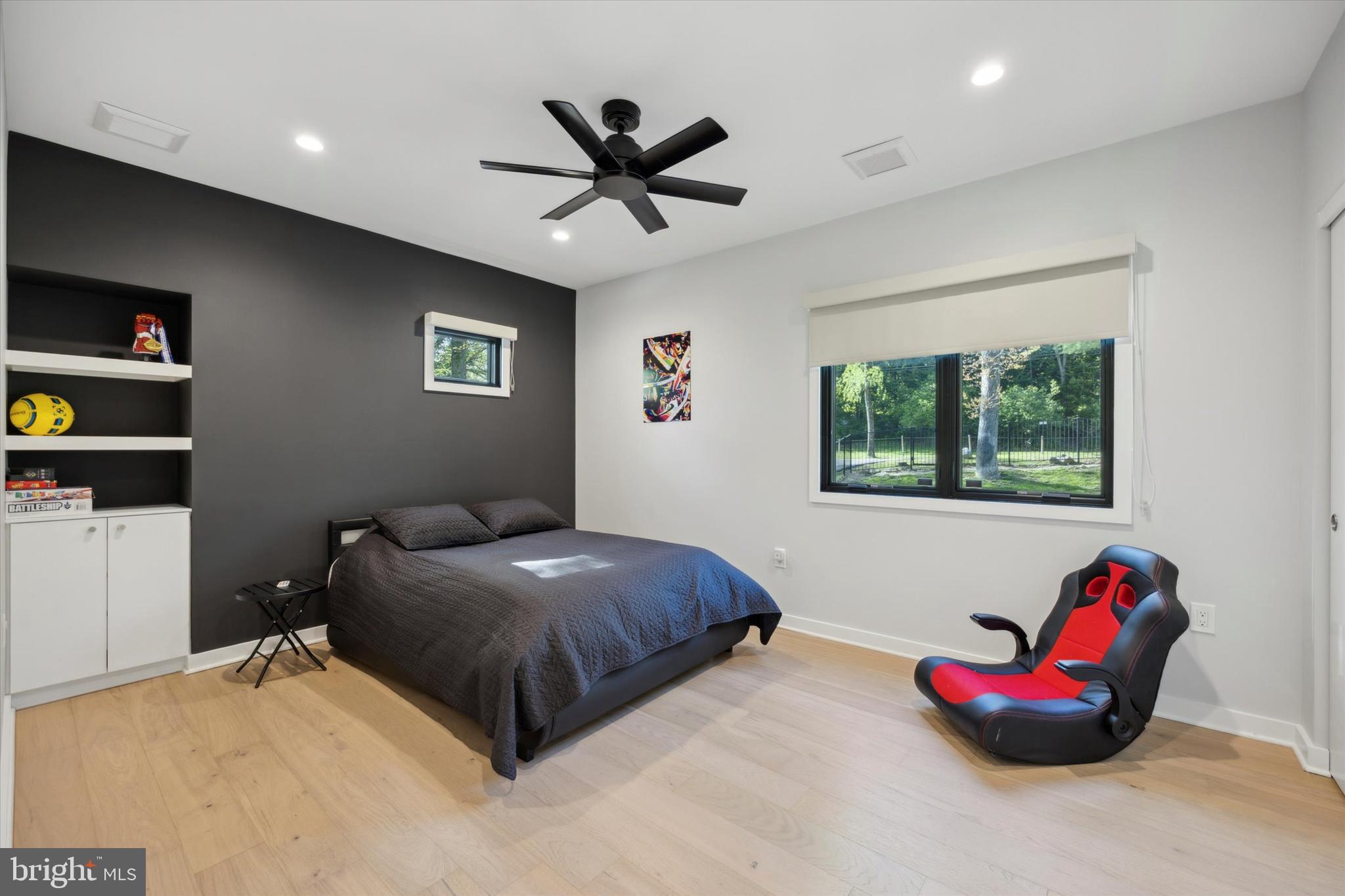 VALLEY FORGE MTN - Residential