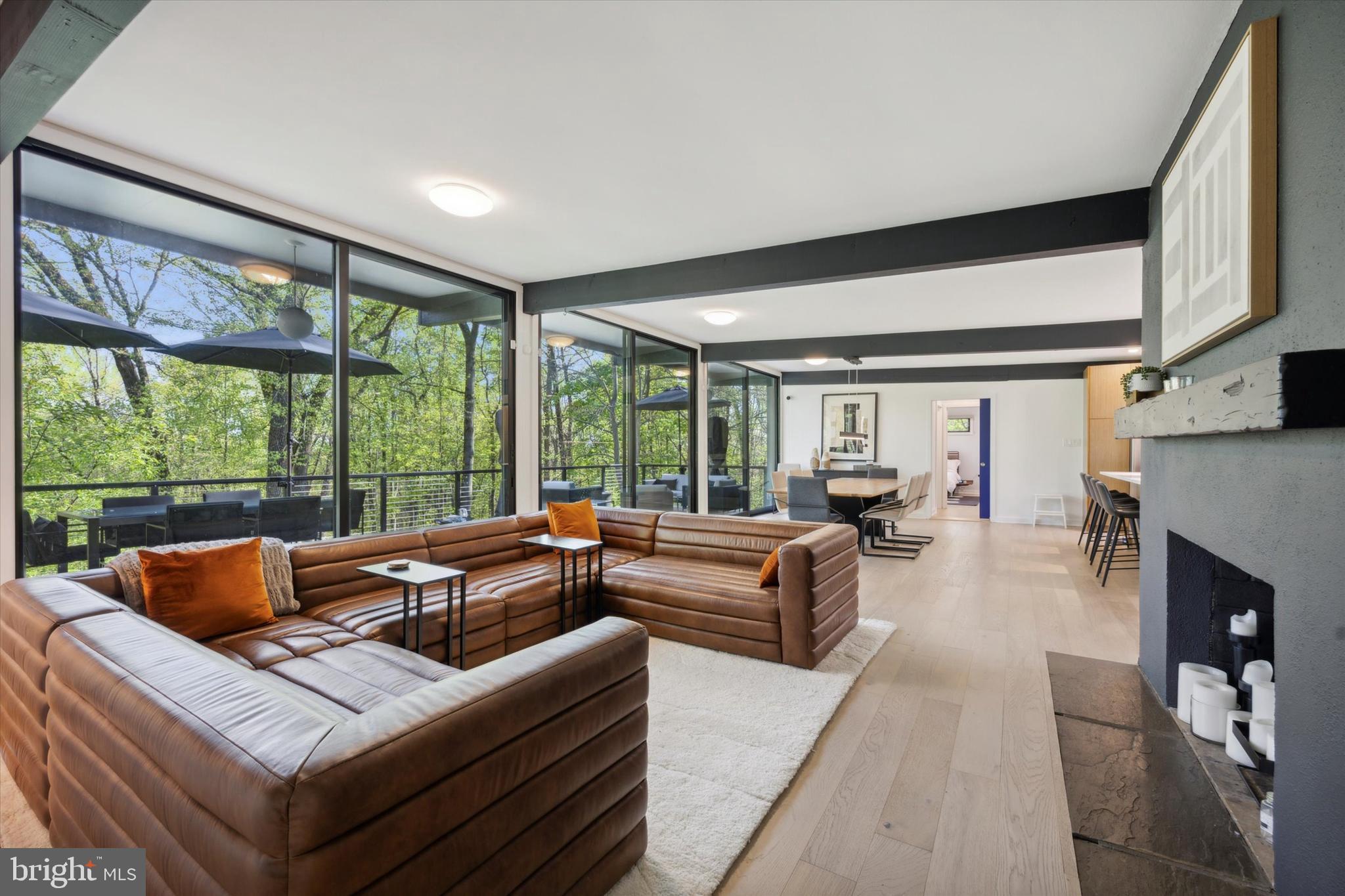 VALLEY FORGE MTN - Residential